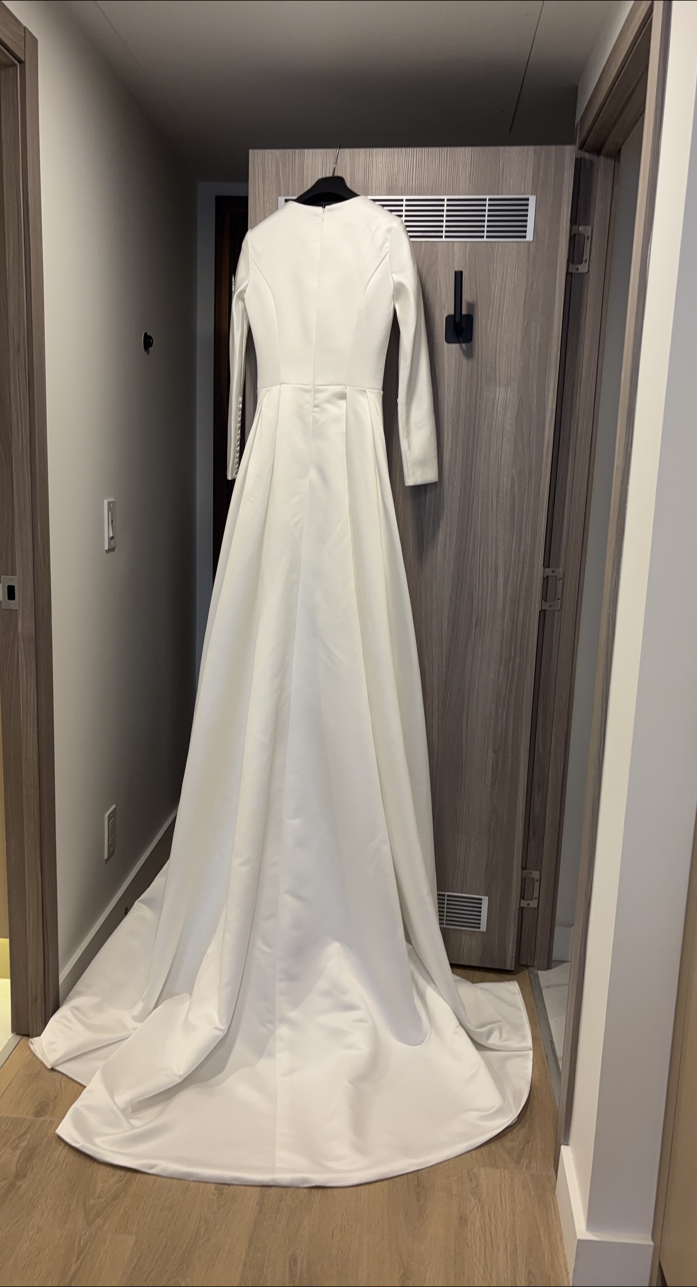 Elegant White Gown with Long Sleeves thumbnail