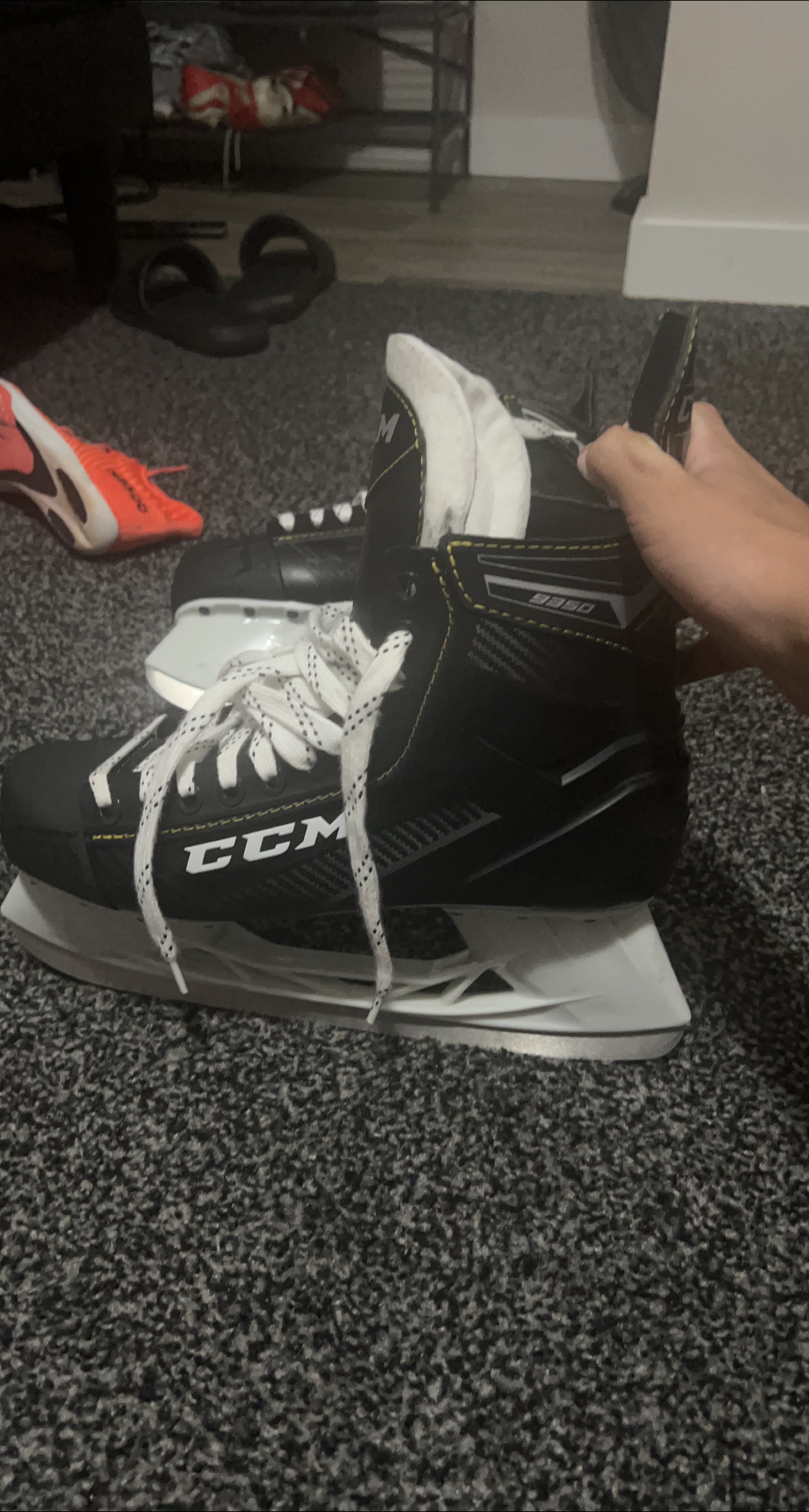 CCM Hockey Skates thumbnail