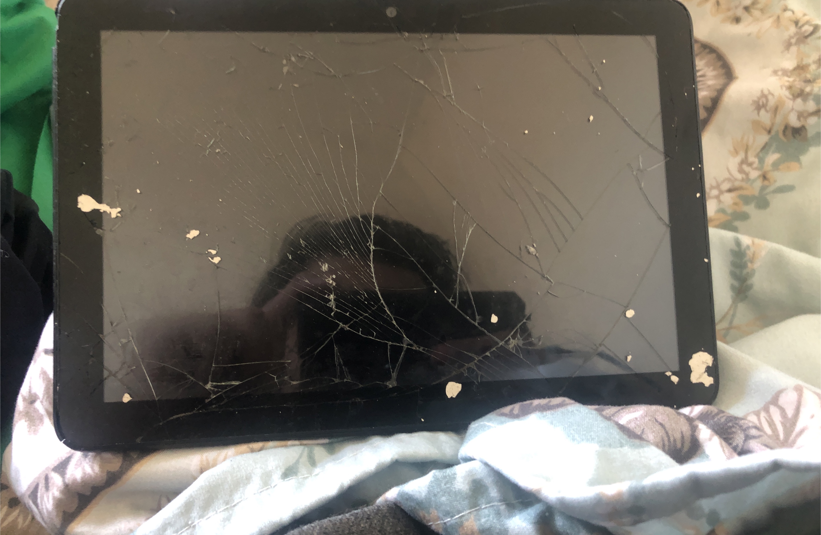 Amazon borken Tablet thumbnail