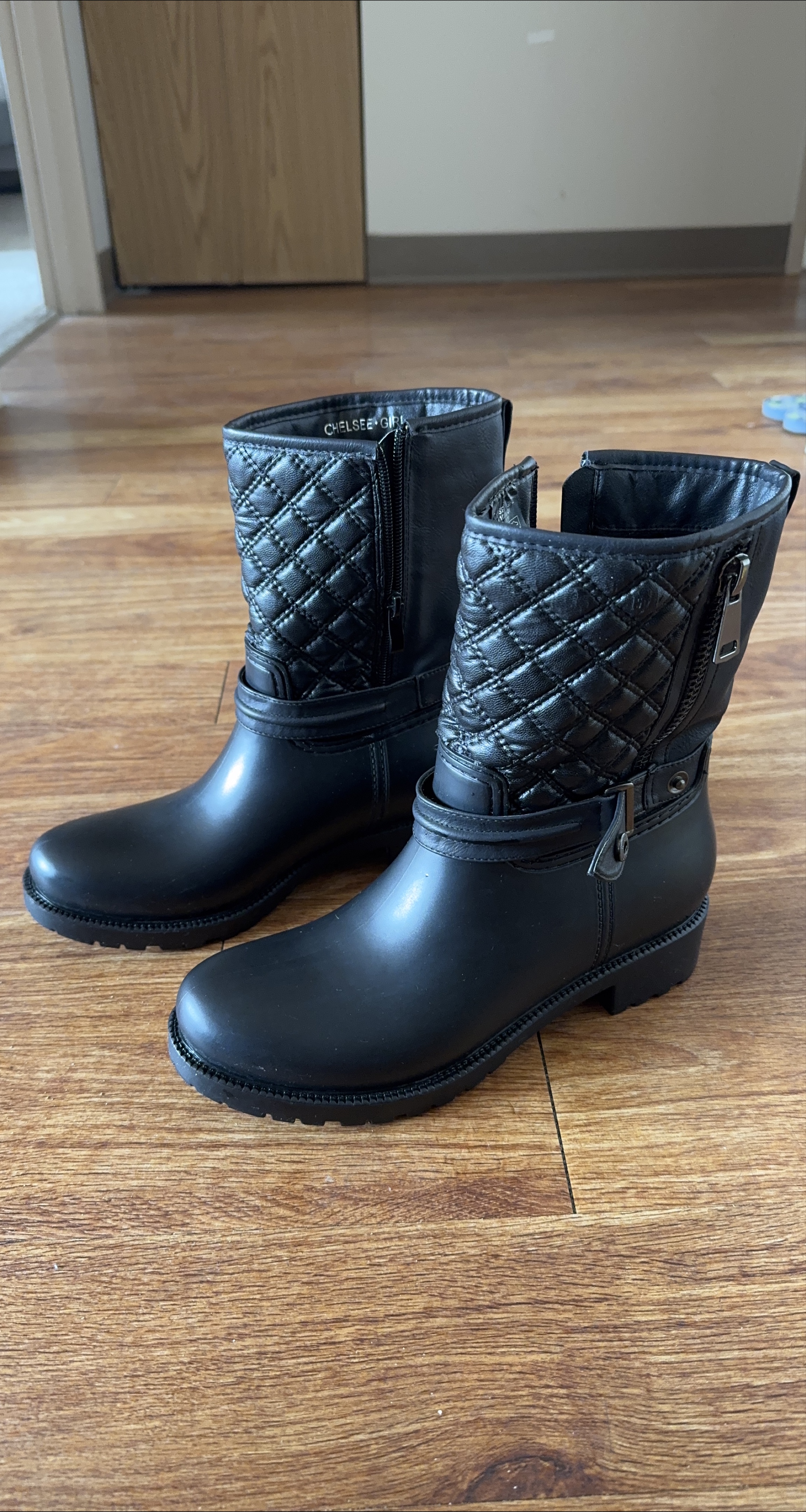 SALE Quilted Rain Boots Women thumbnail