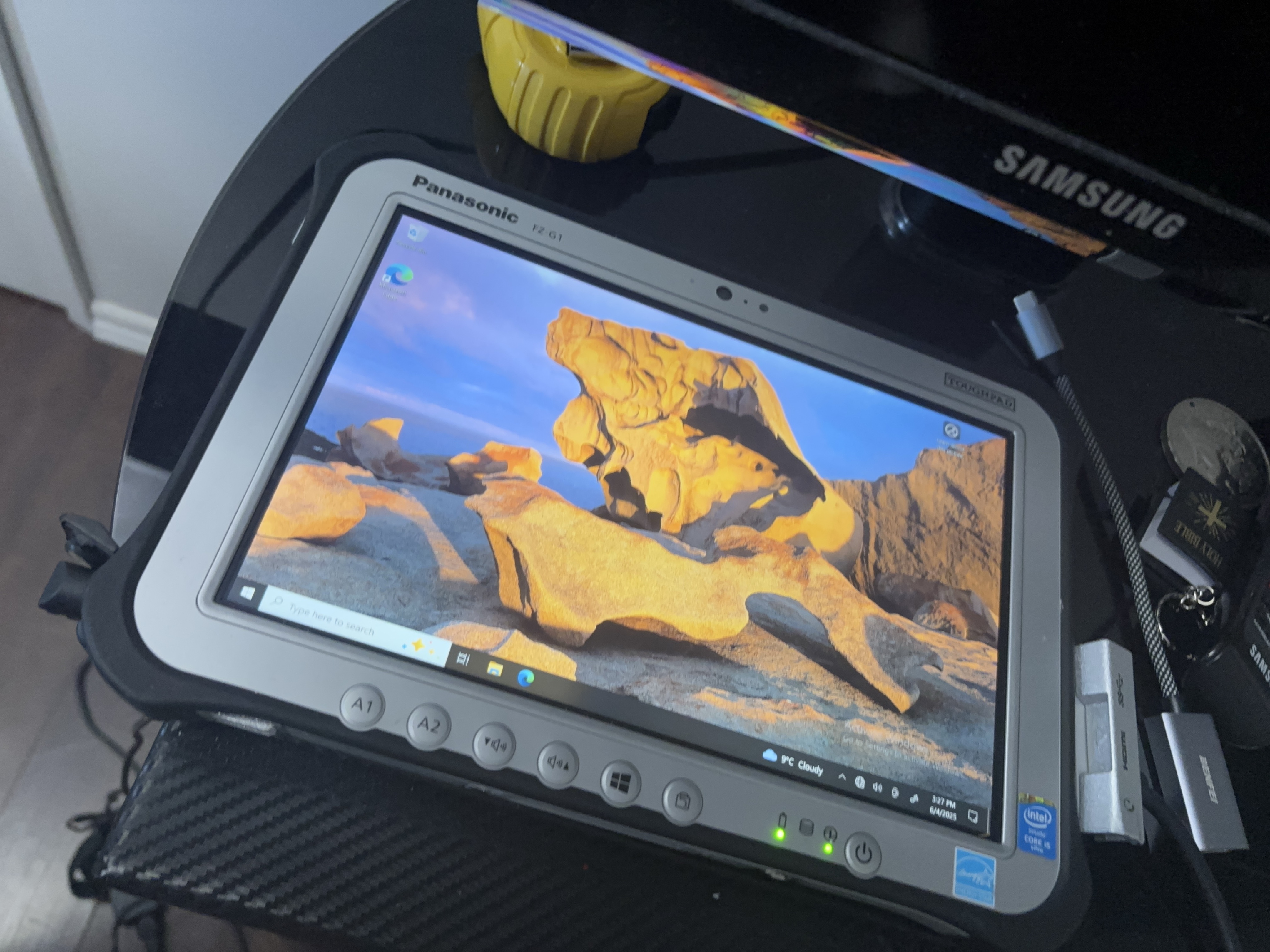 Panasonic Toughpad FZ-G1 Tablet image indicator(1)