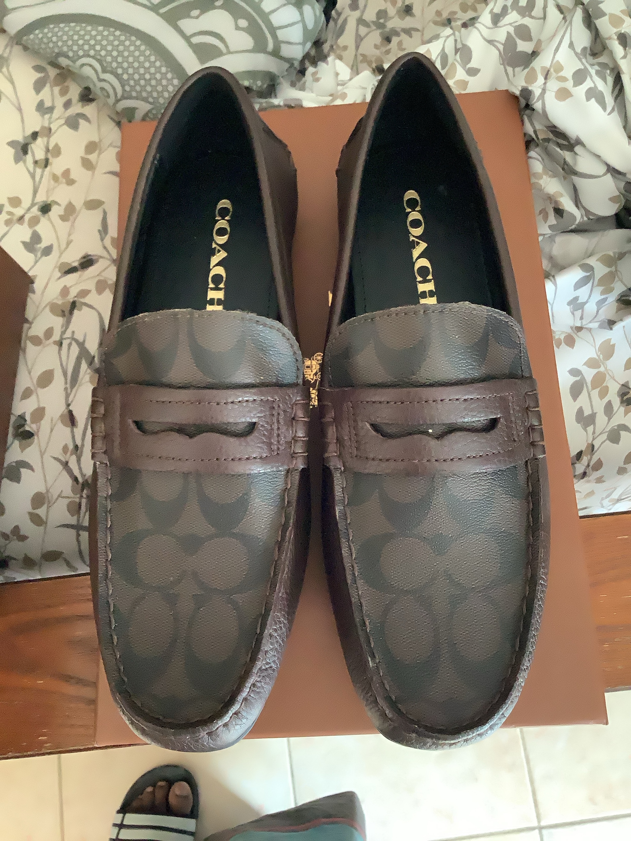 Coach Loafers thumbnail