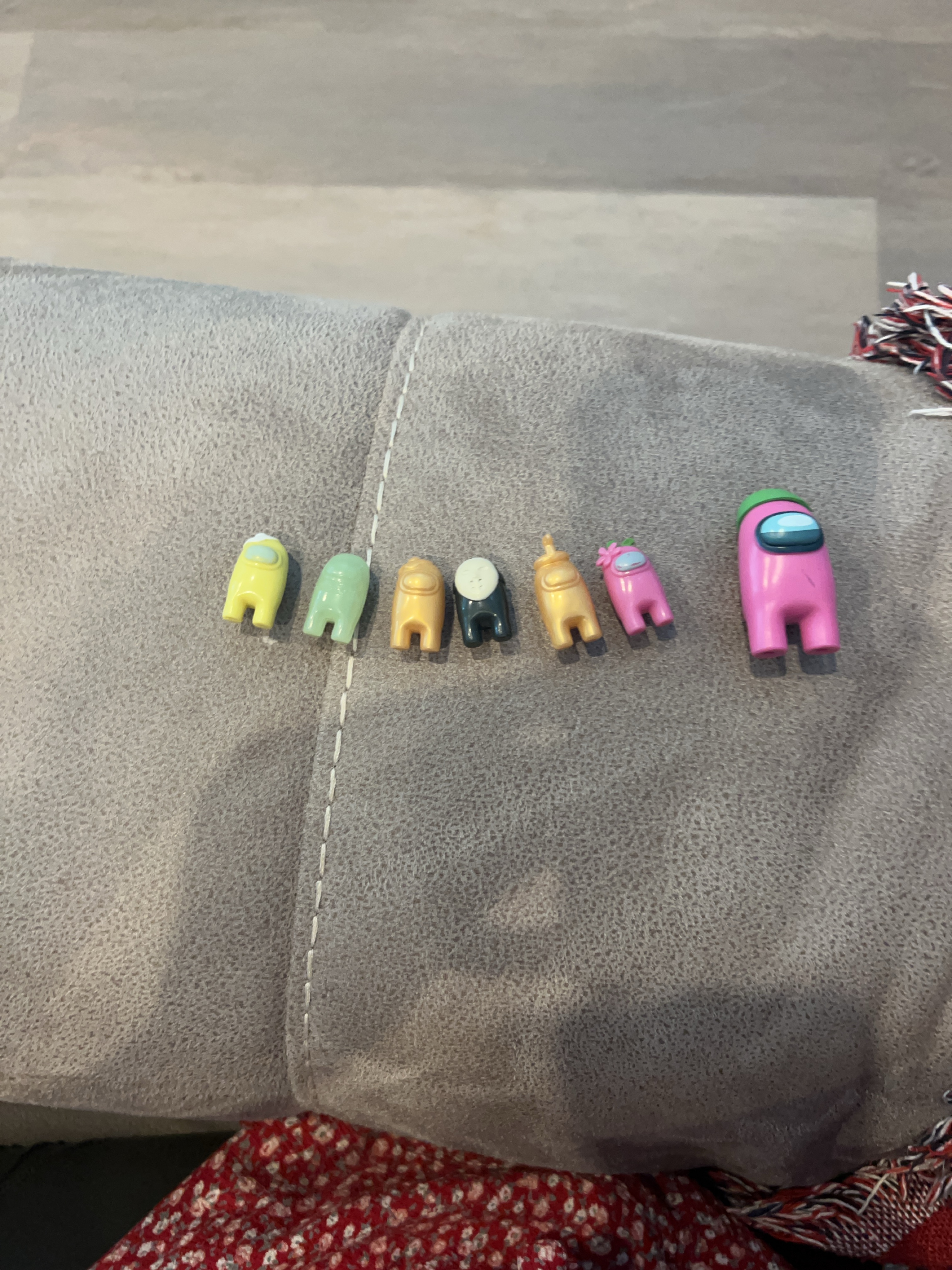 Among Us Figures thumbnail