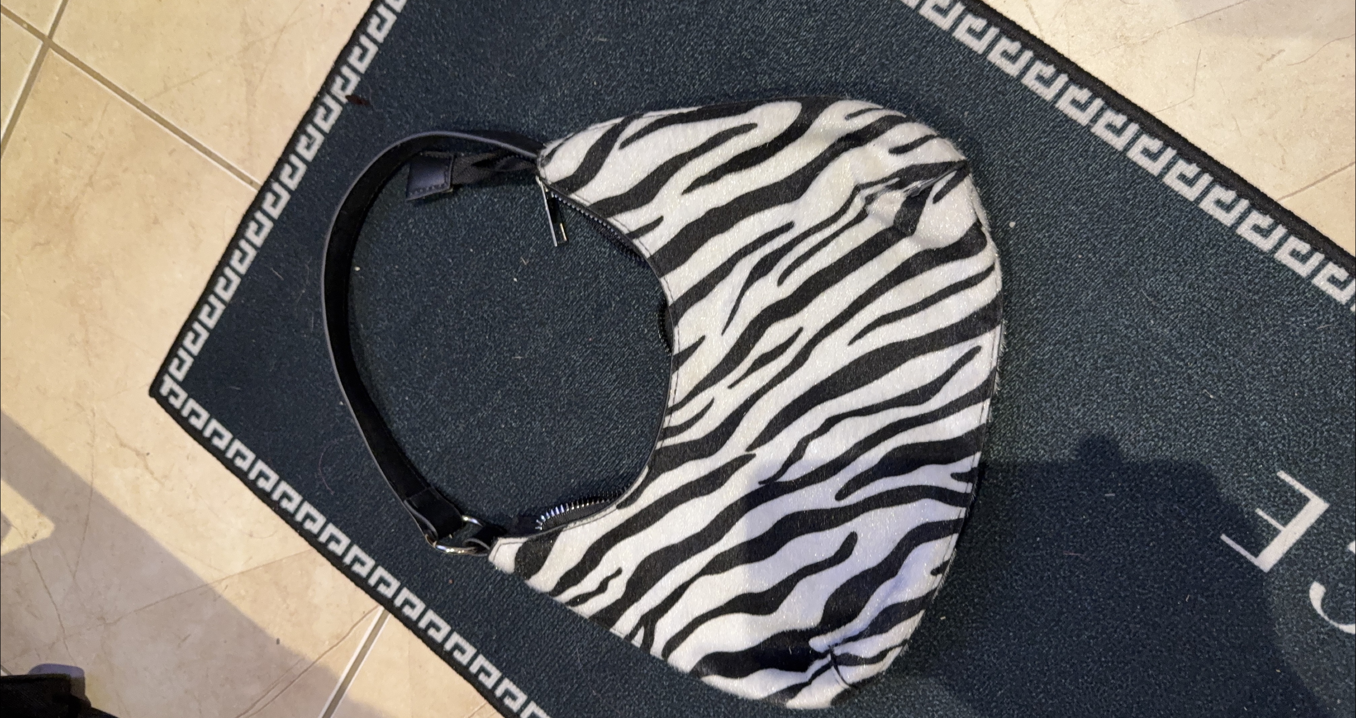 Zebra Print Handbag thumbnail