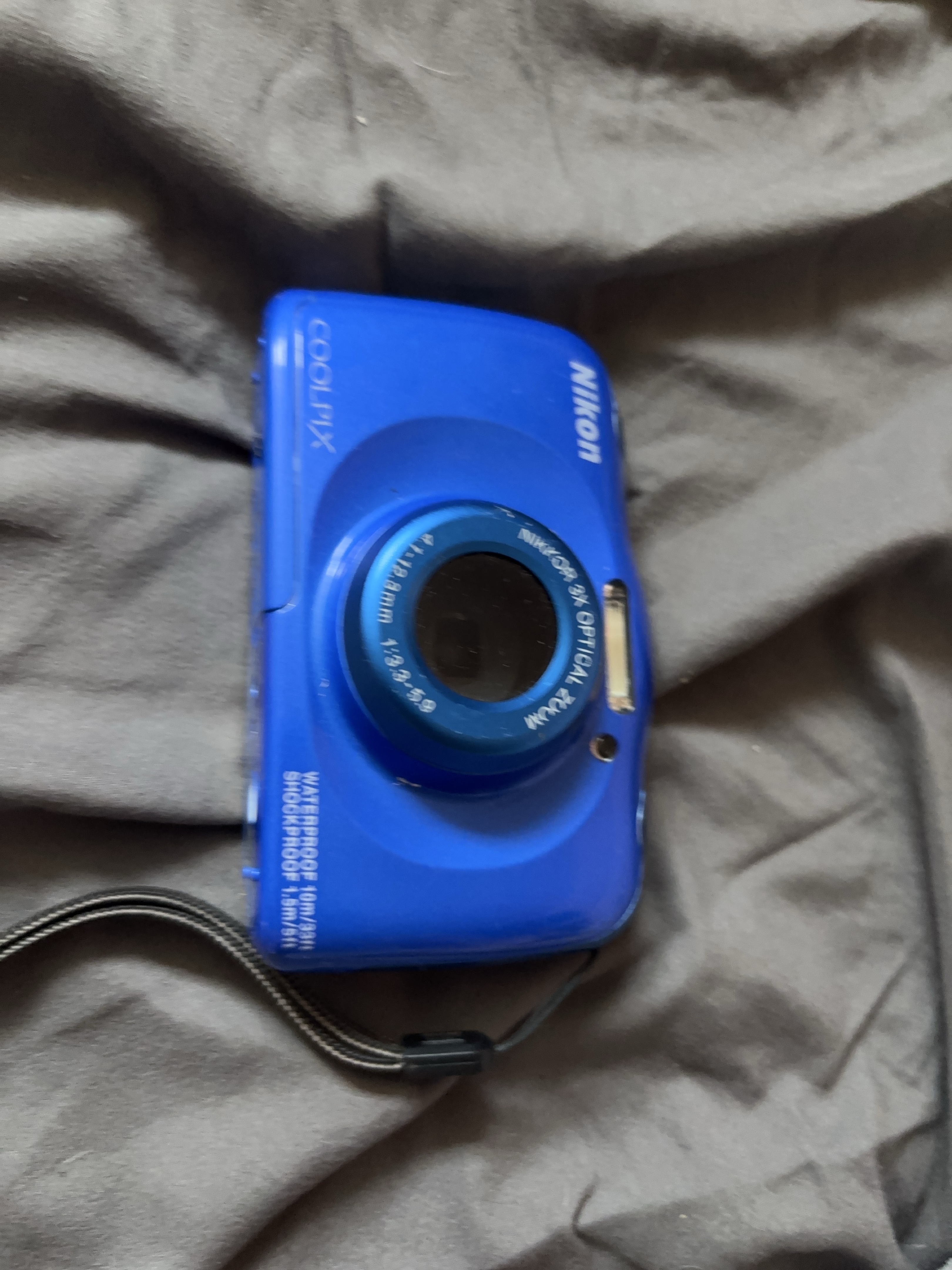 Nikon Coolpix Blue Camera thumbnail
