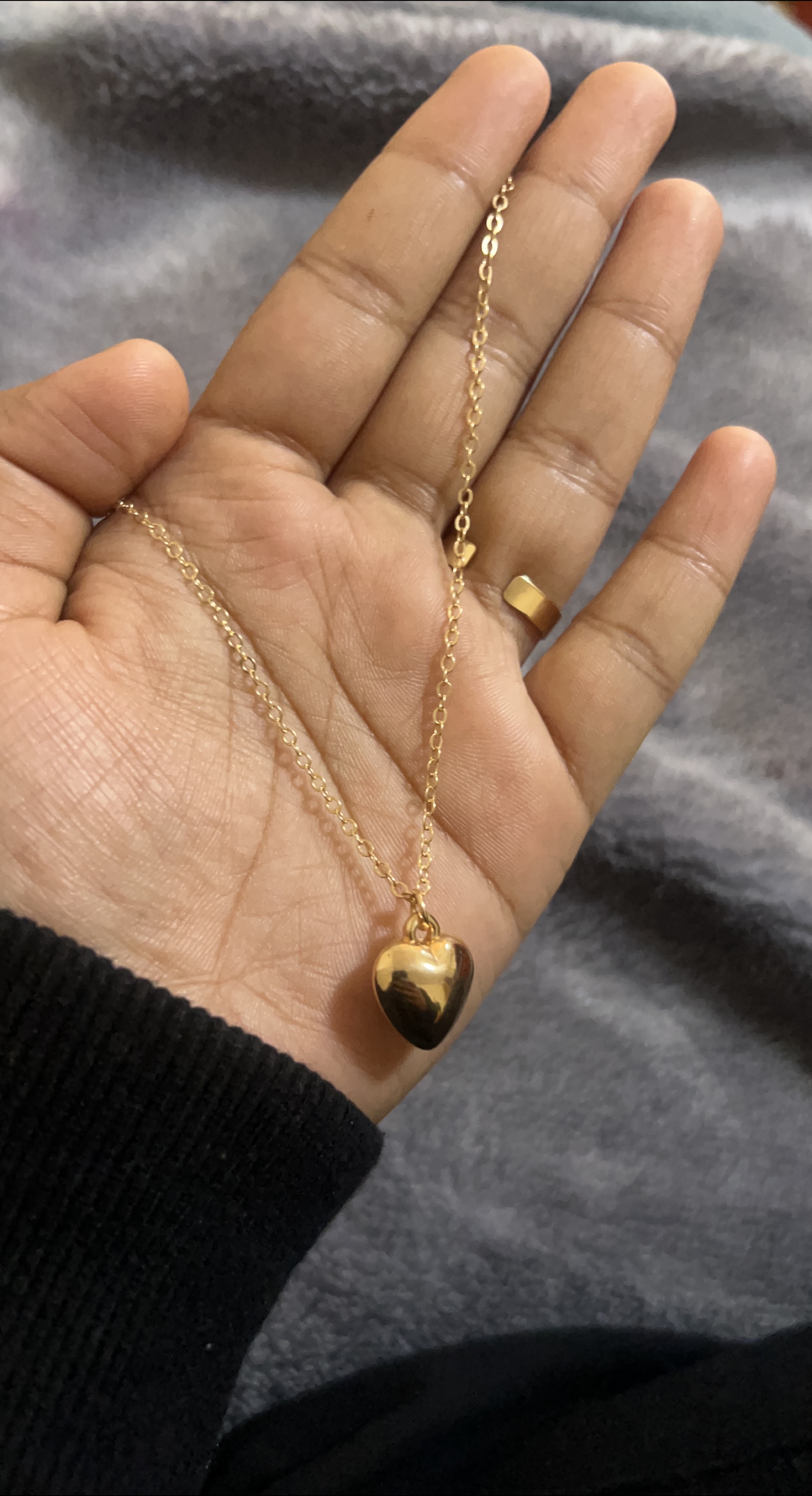 Gold Heart Pendant Necklace thumbnail