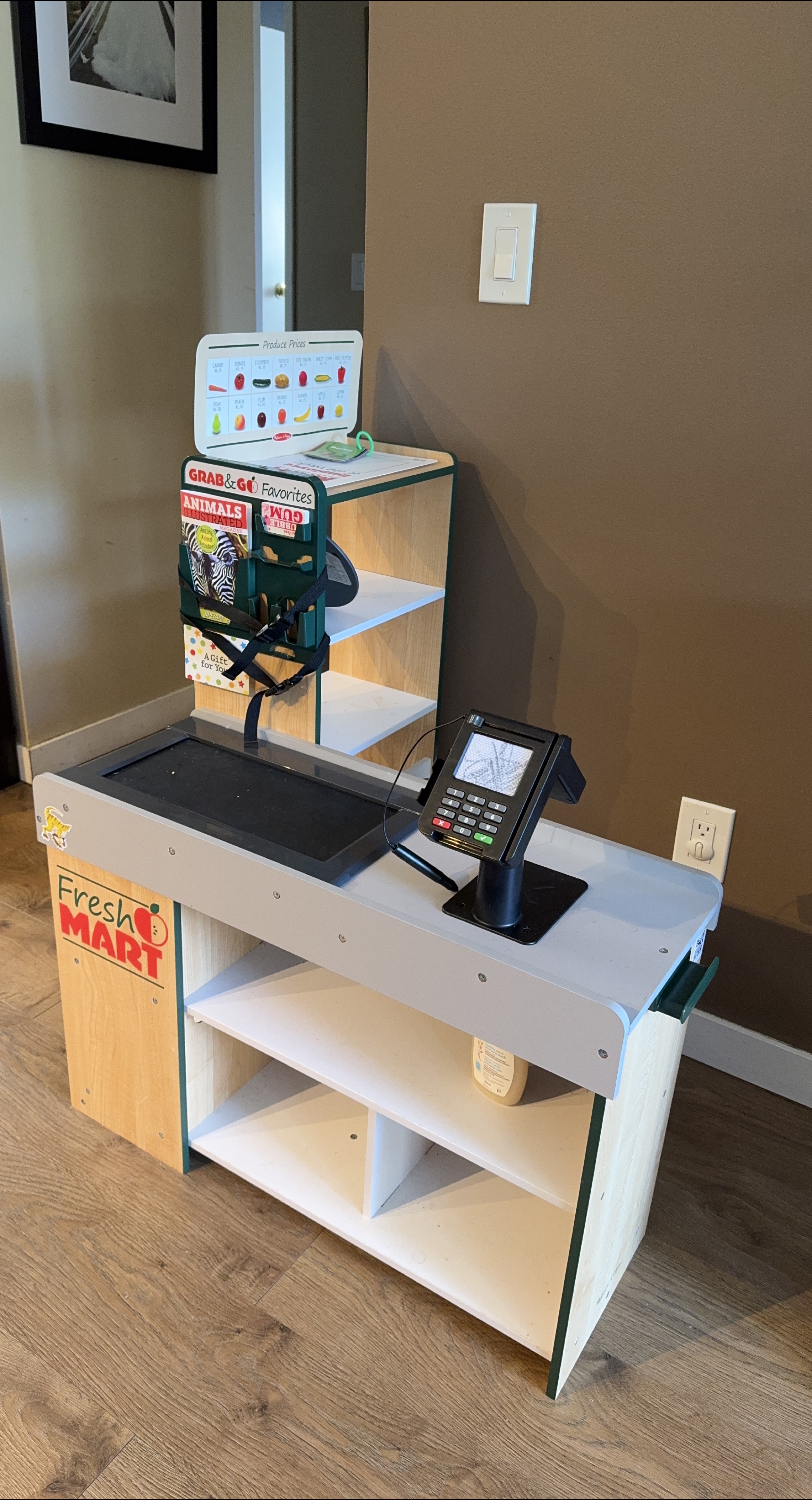 Kids' Wooden Fresh Mart Play Set thumbnail