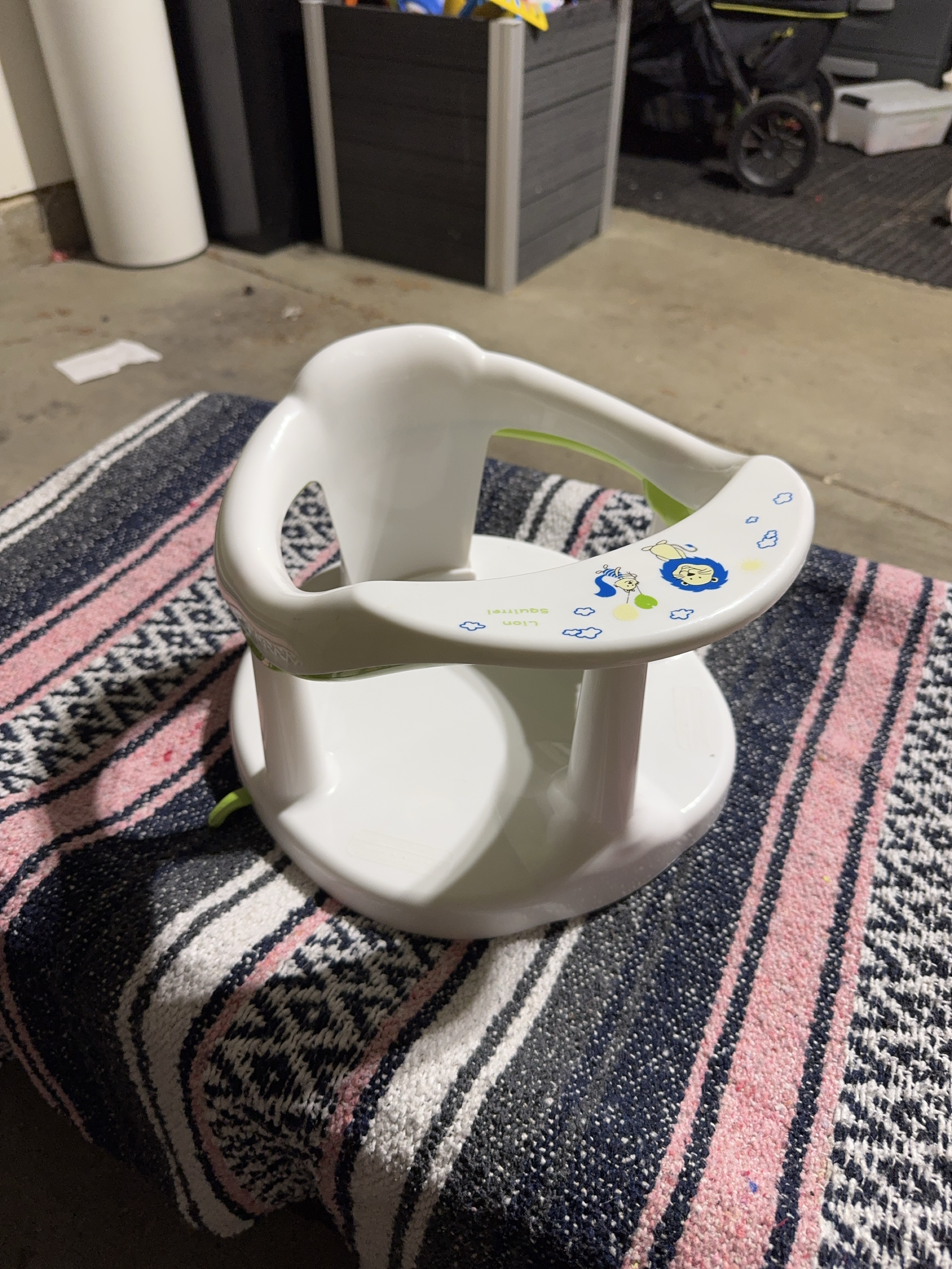 Baby Bath Seat thumbnail