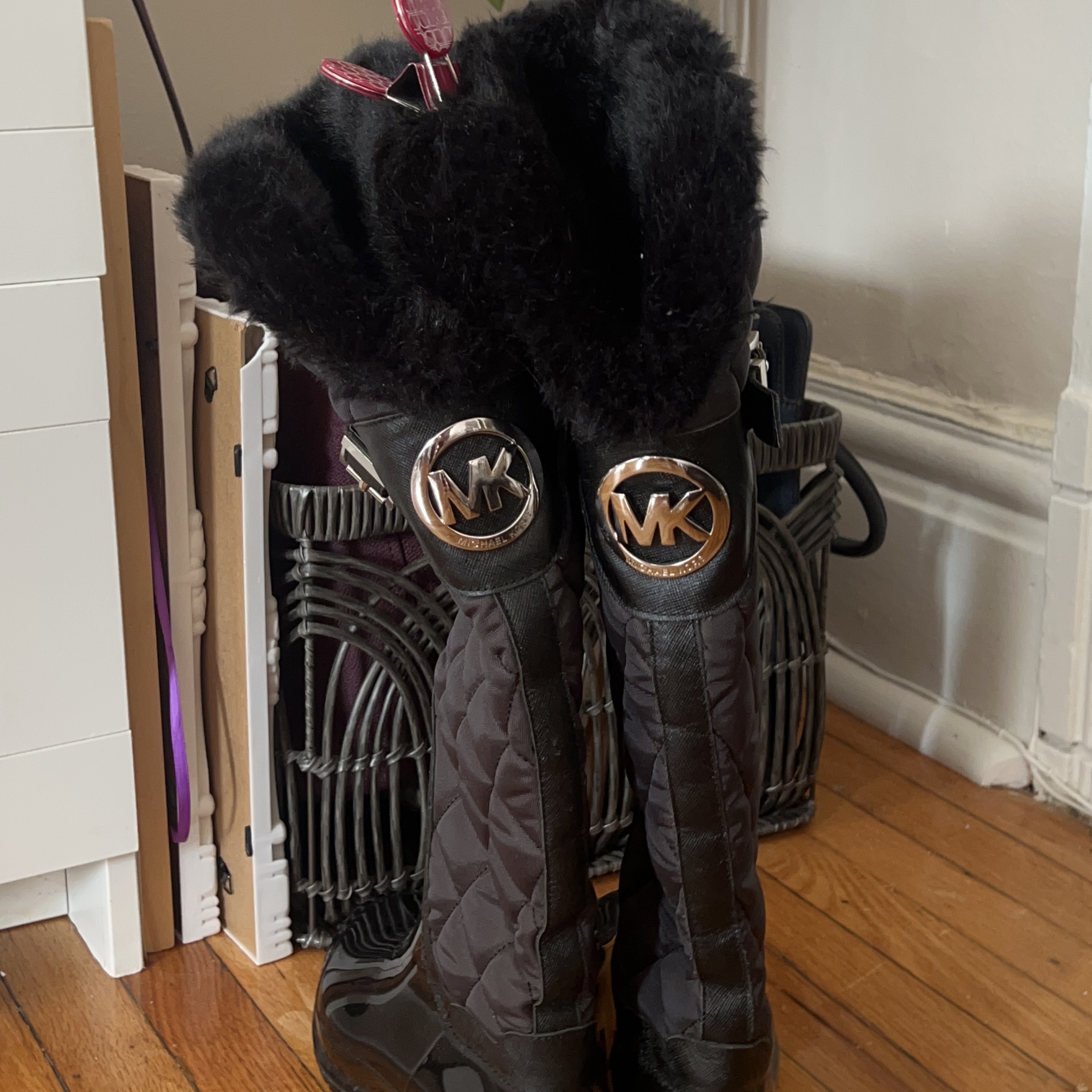 Michael Kors Black Winter Boots thumbnail
