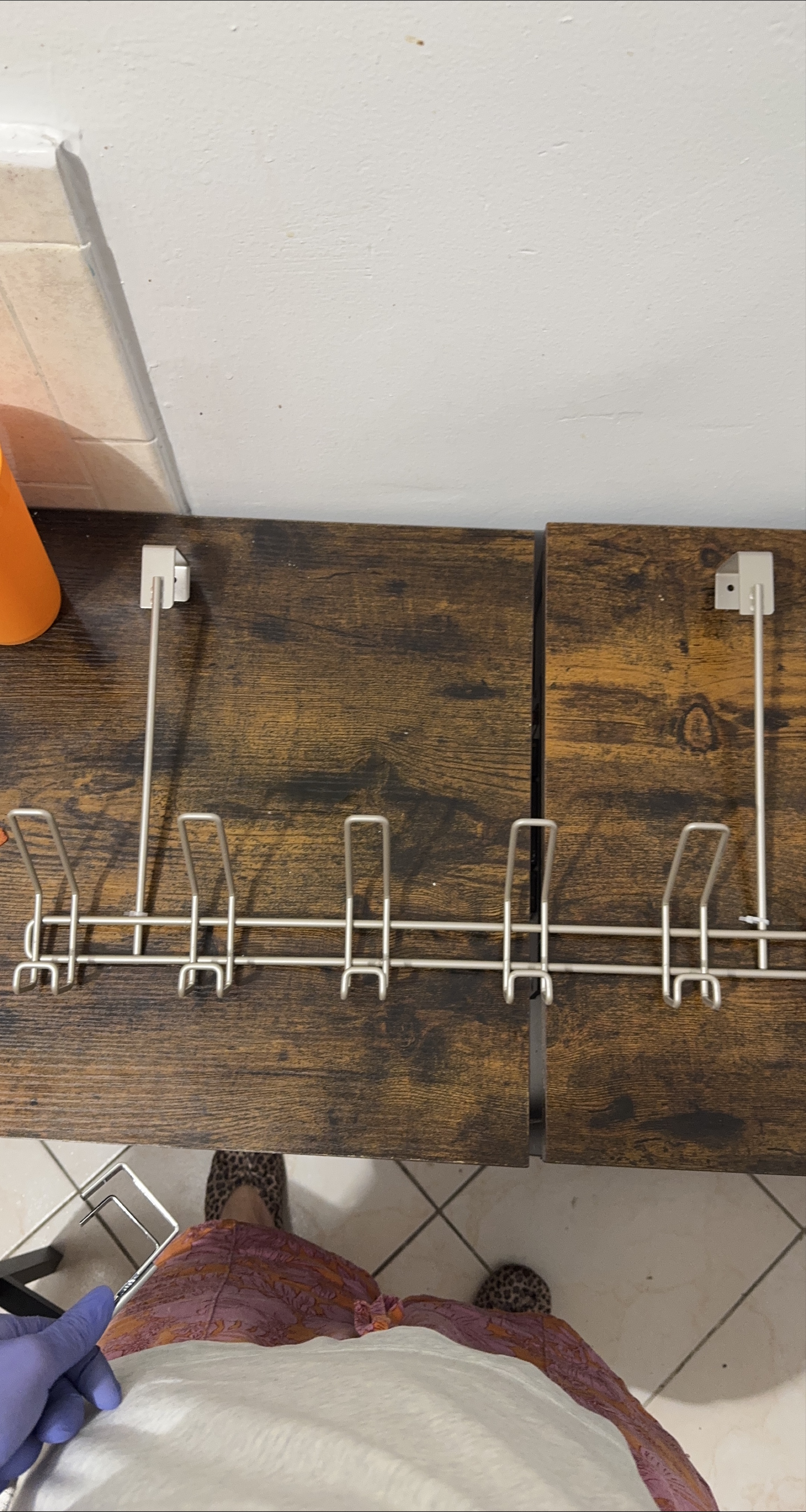 Metal Wall Mounted Coat Rack thumbnail