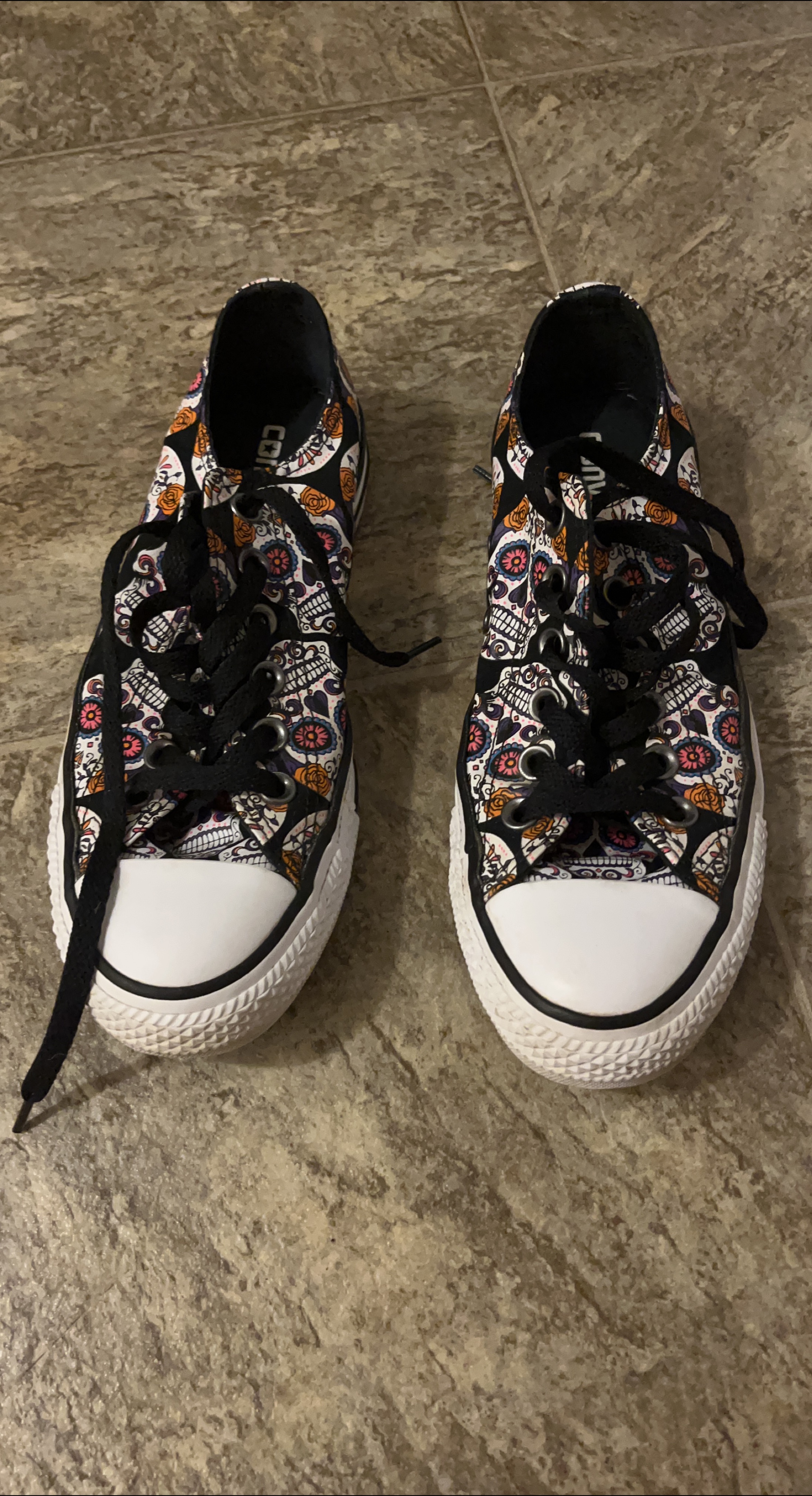 Converse Chuck Taylor Skull Print Sneakers thumbnail