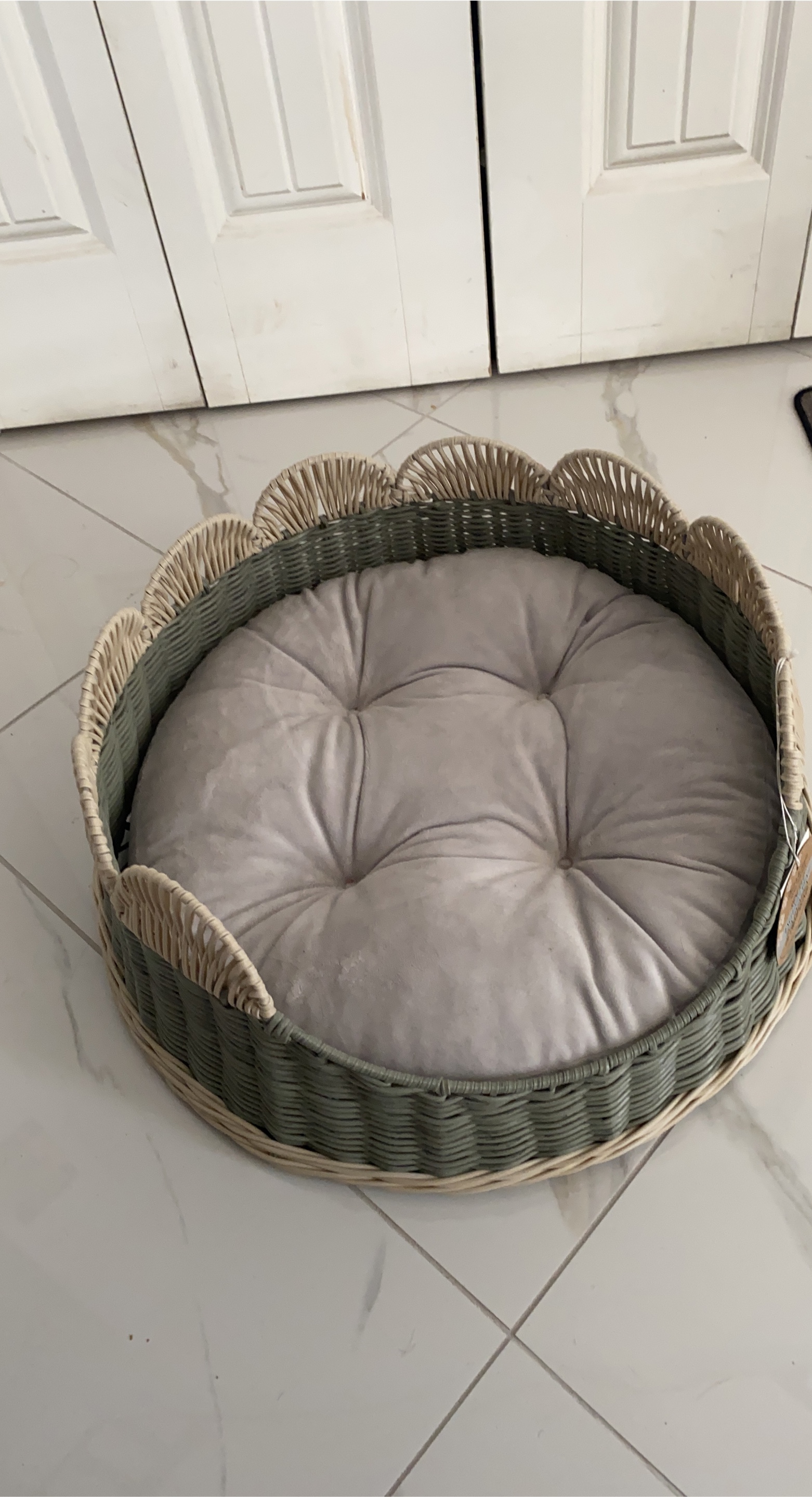 Wicker Pet Bed thumbnail
