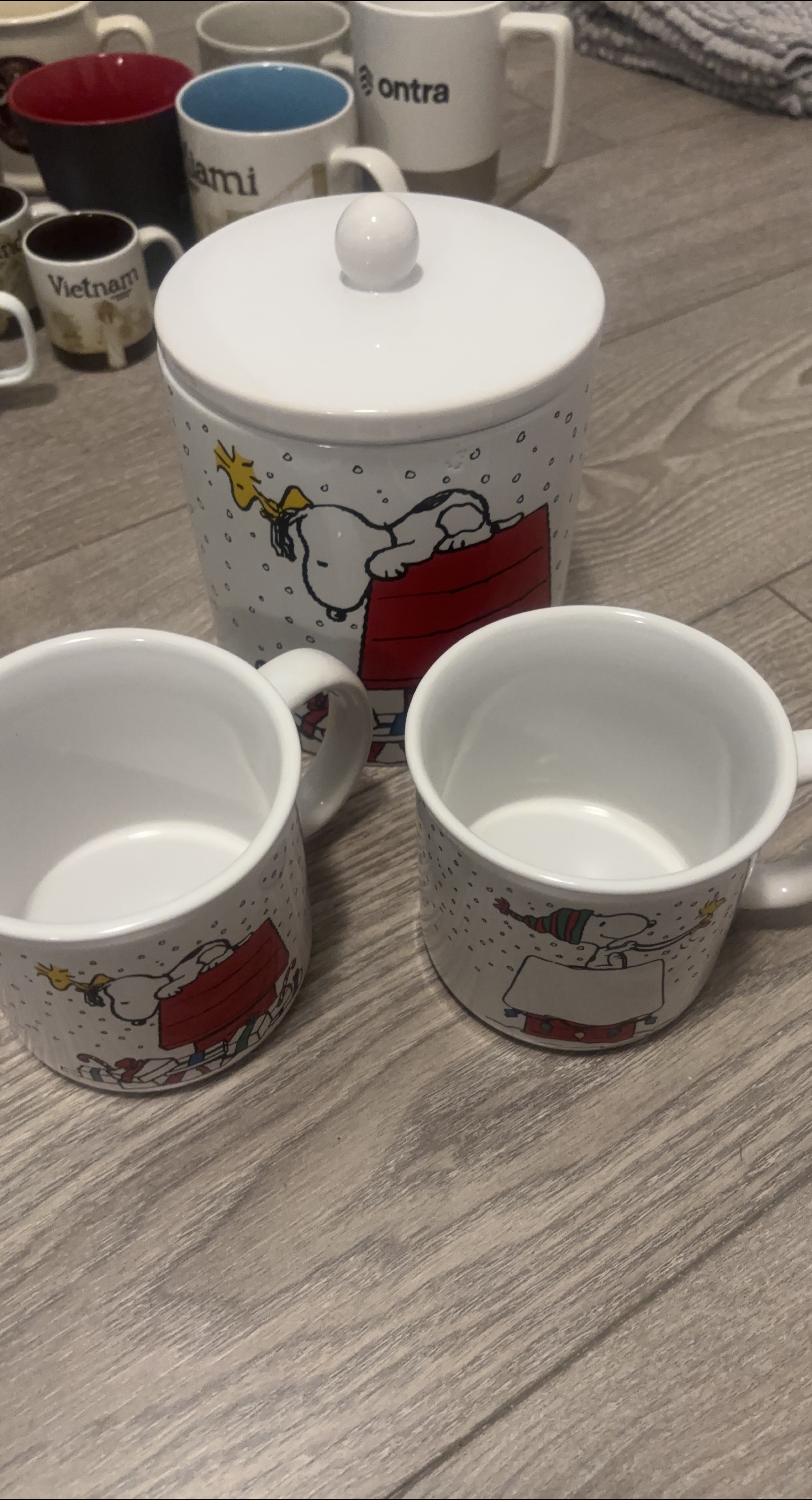 Snoopy Ceramic Coffee Mug Set thumbnail