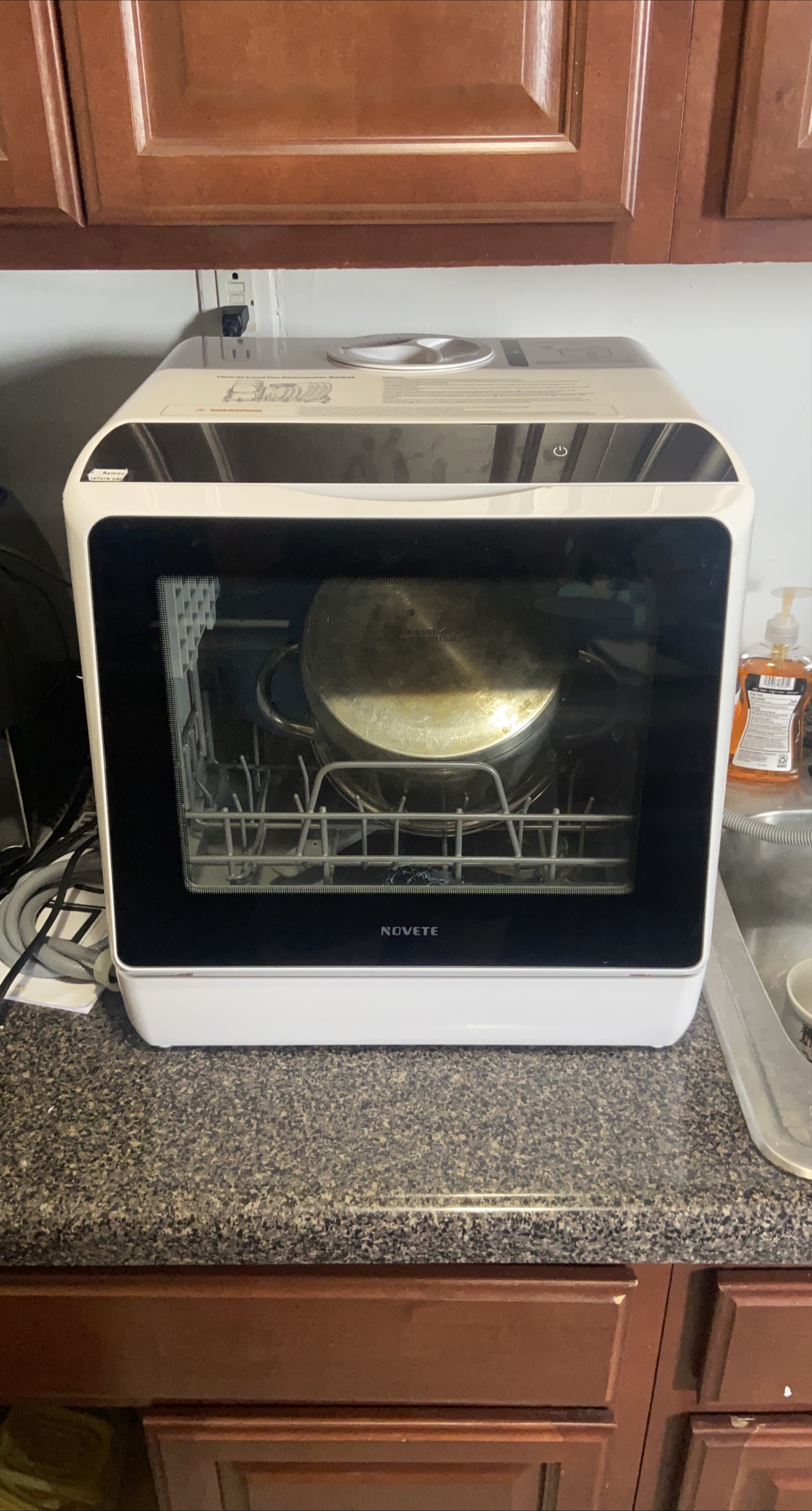 NOVETE Compact Countertop Dishwasher🥕💚 thumbnail