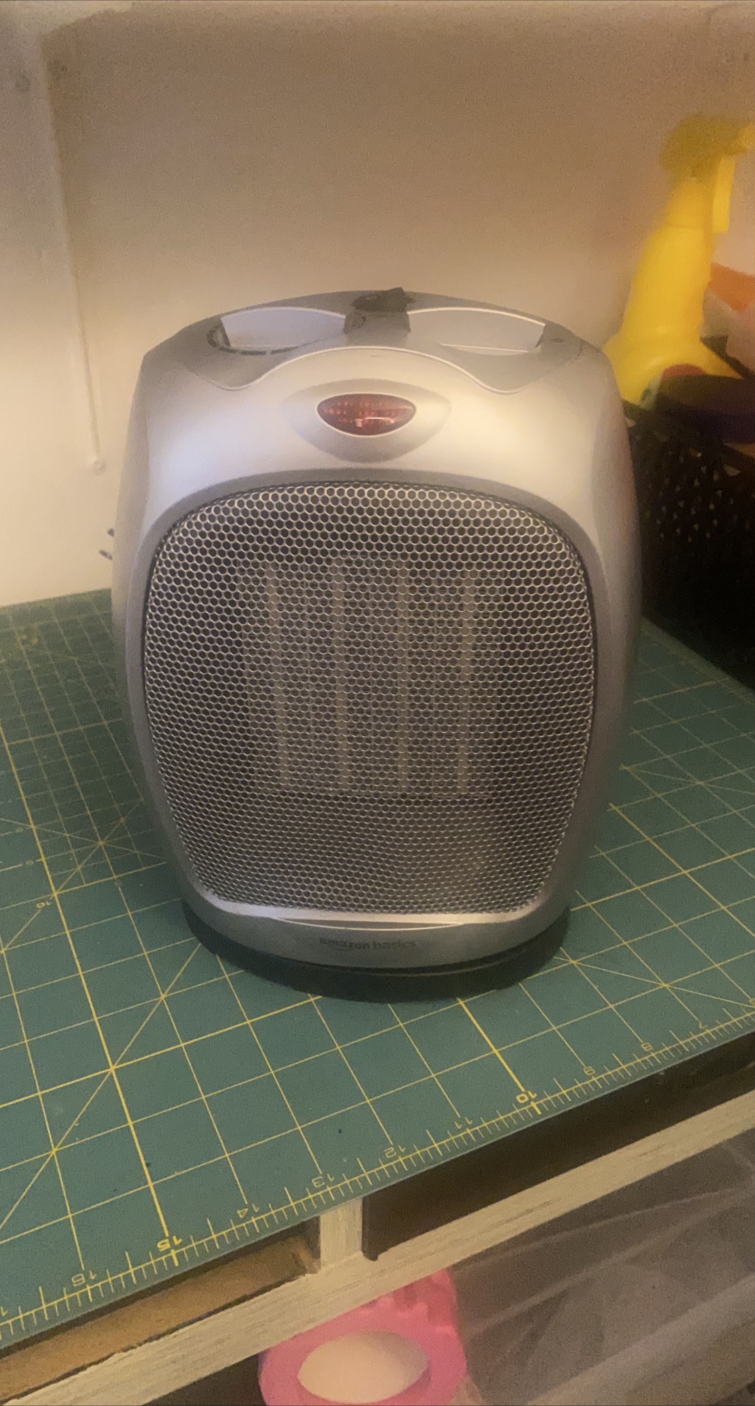 Amazon Basics Space Heater thumbnail
