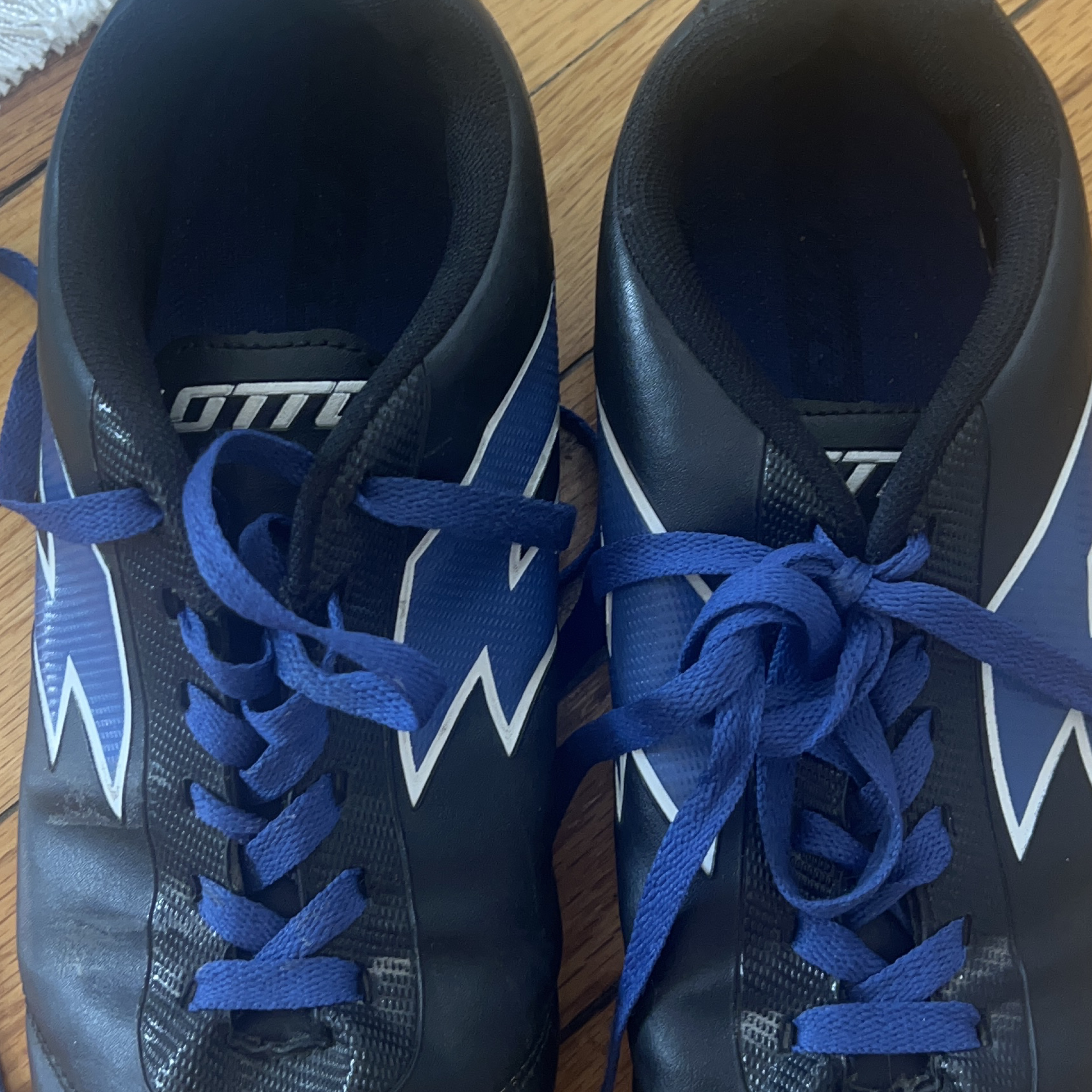 Lotto Black and Blue Cleats thumbnail