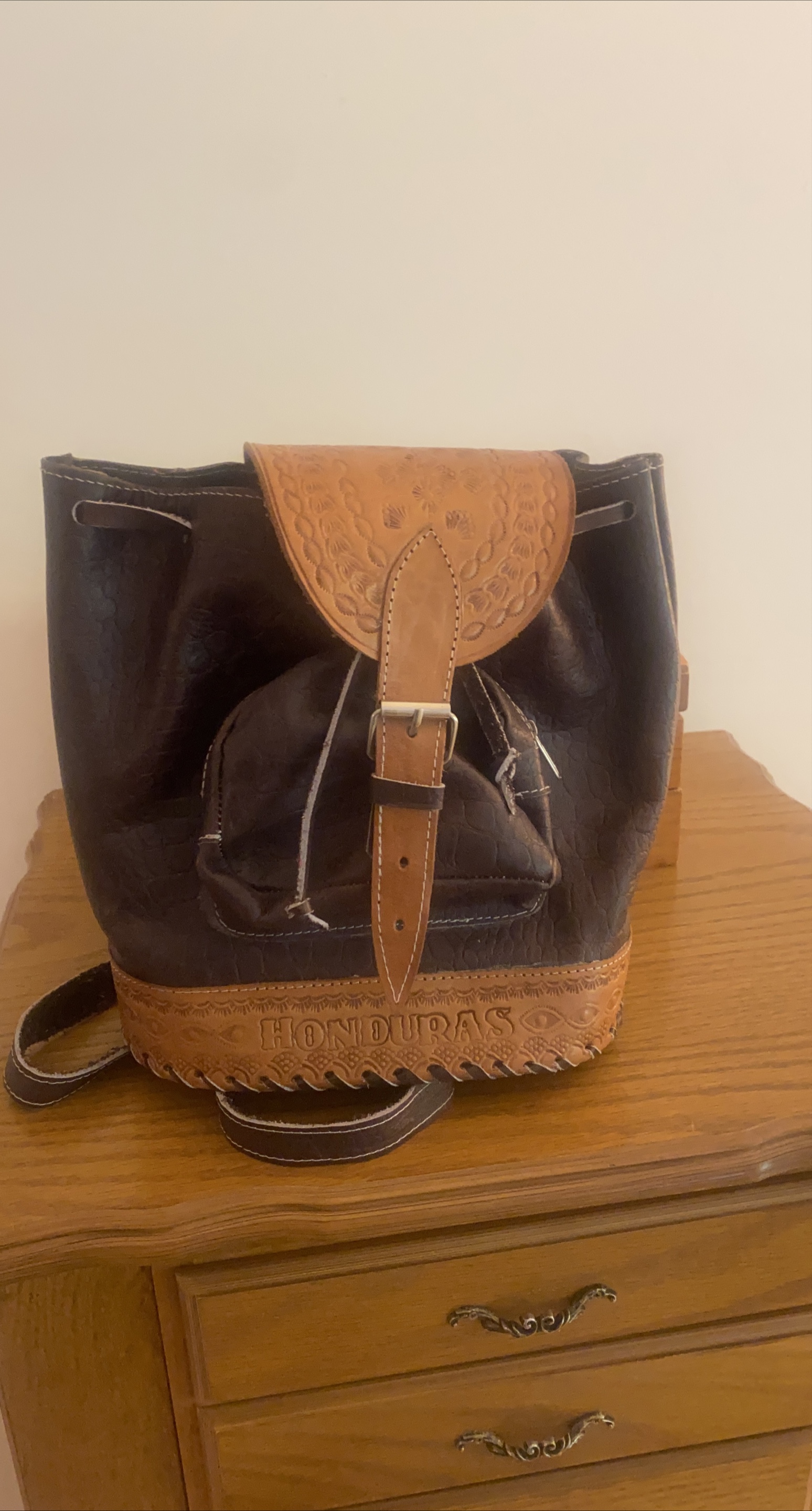Honduras Leather Backpack thumbnail