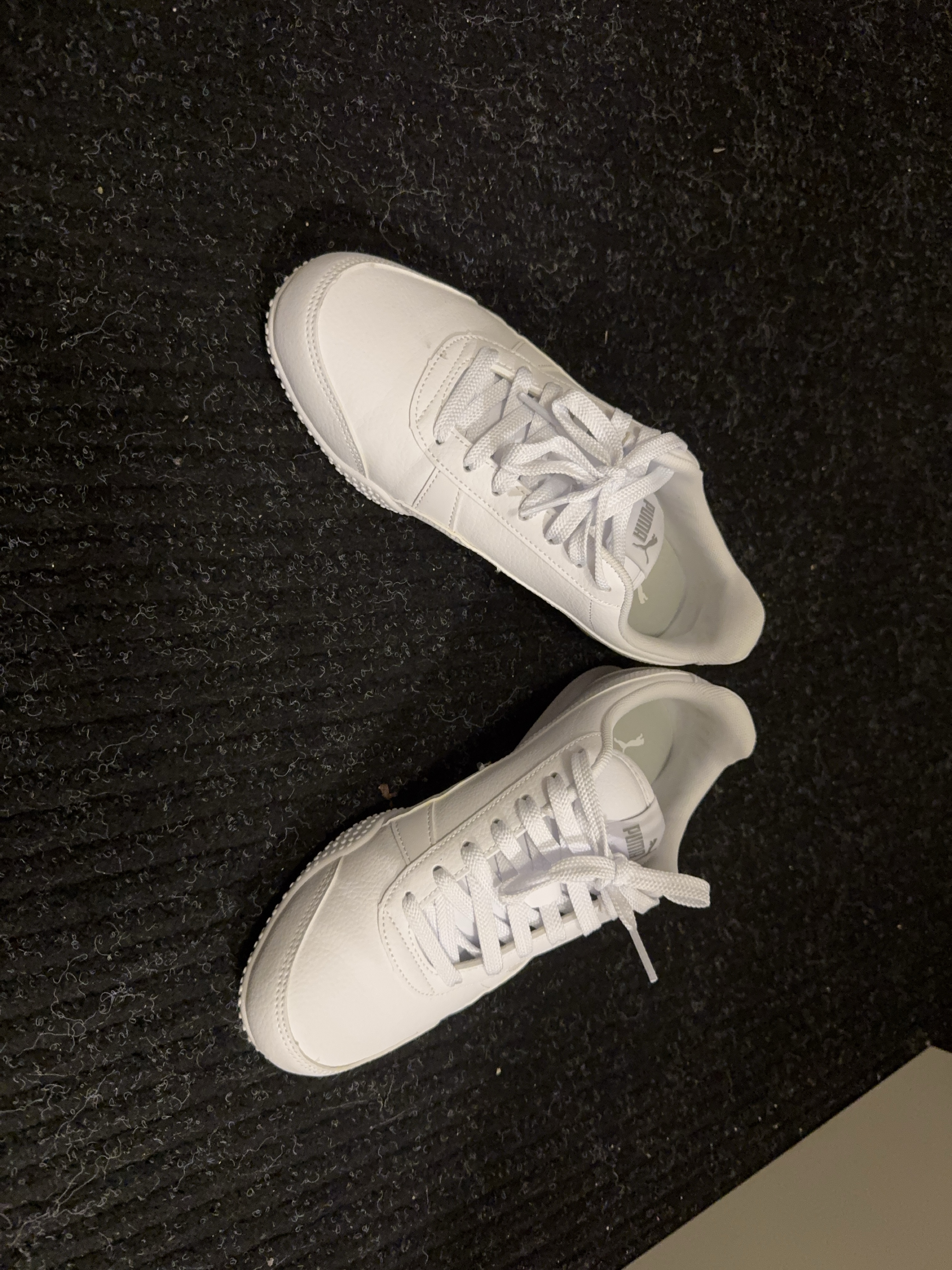 Puma White Sneakers thumbnail