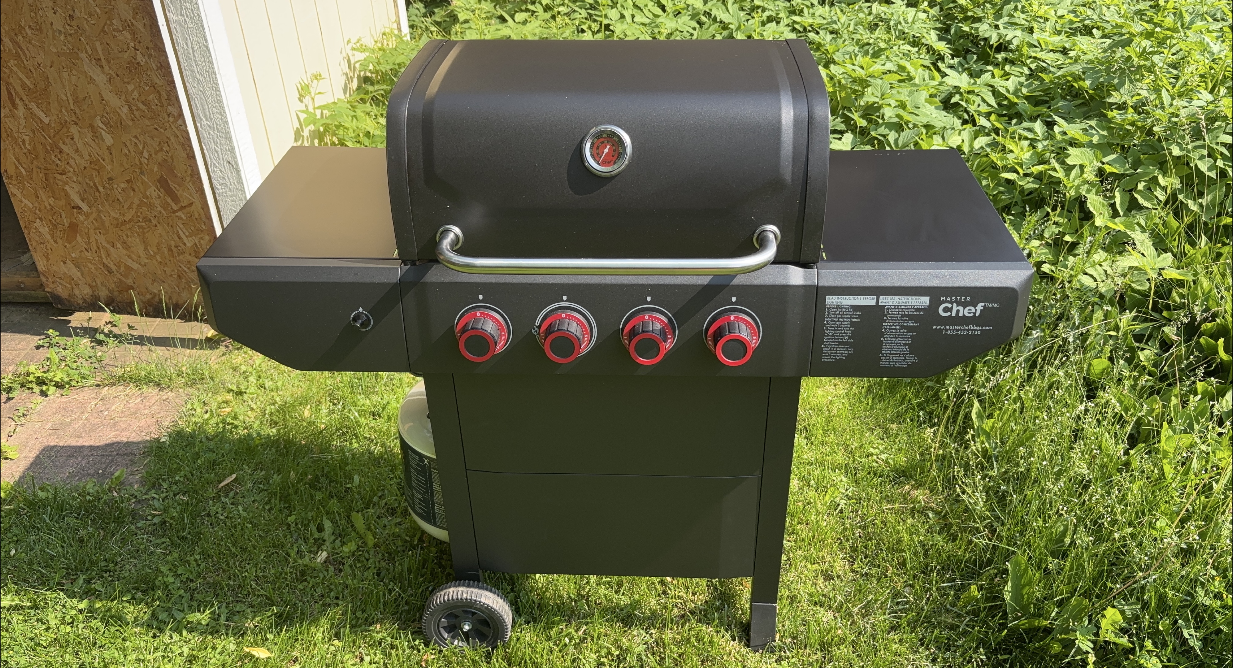 Outdoor Propane Grill thumbnail