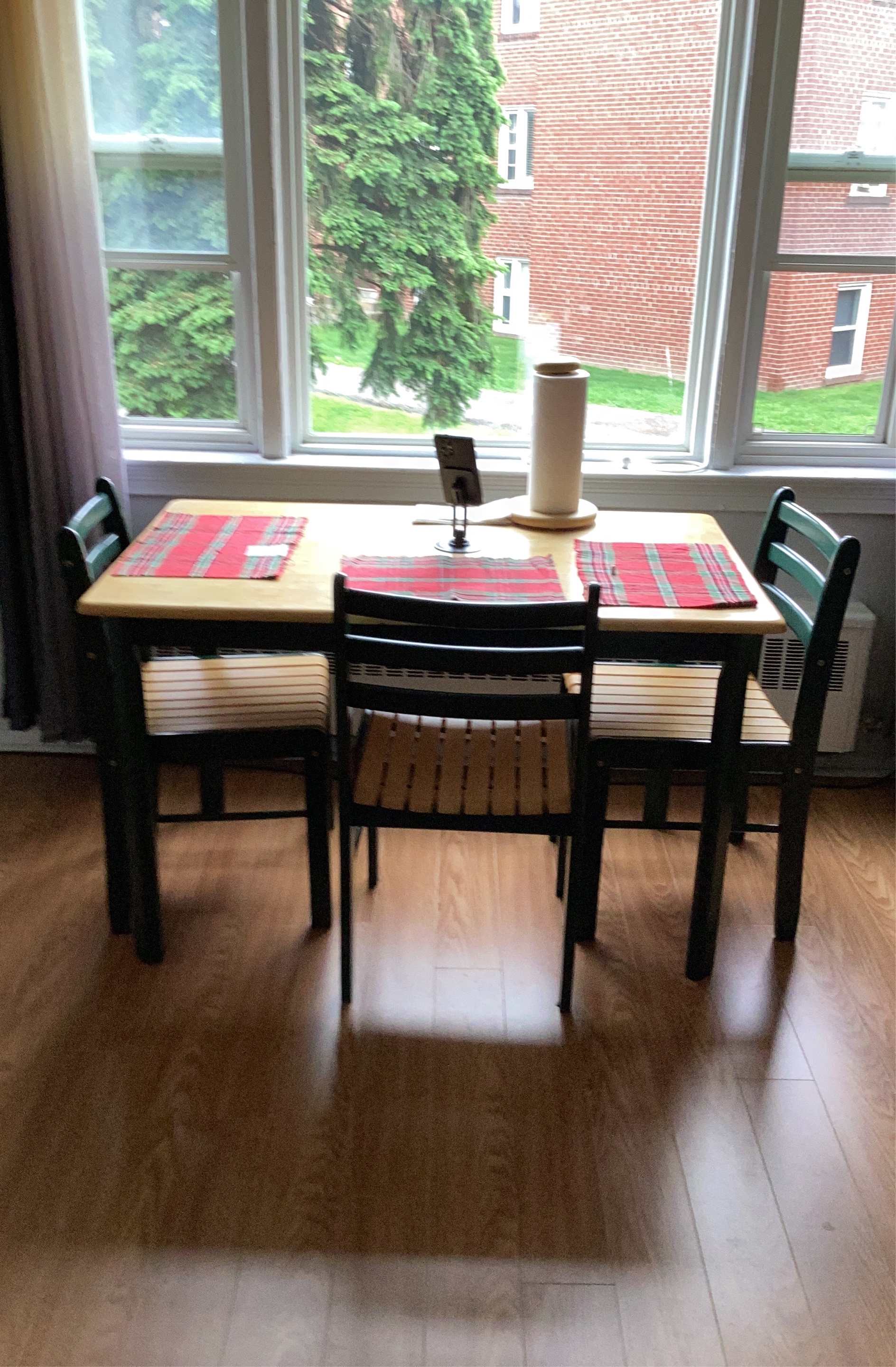 Dining Table and Chairs thumbnail