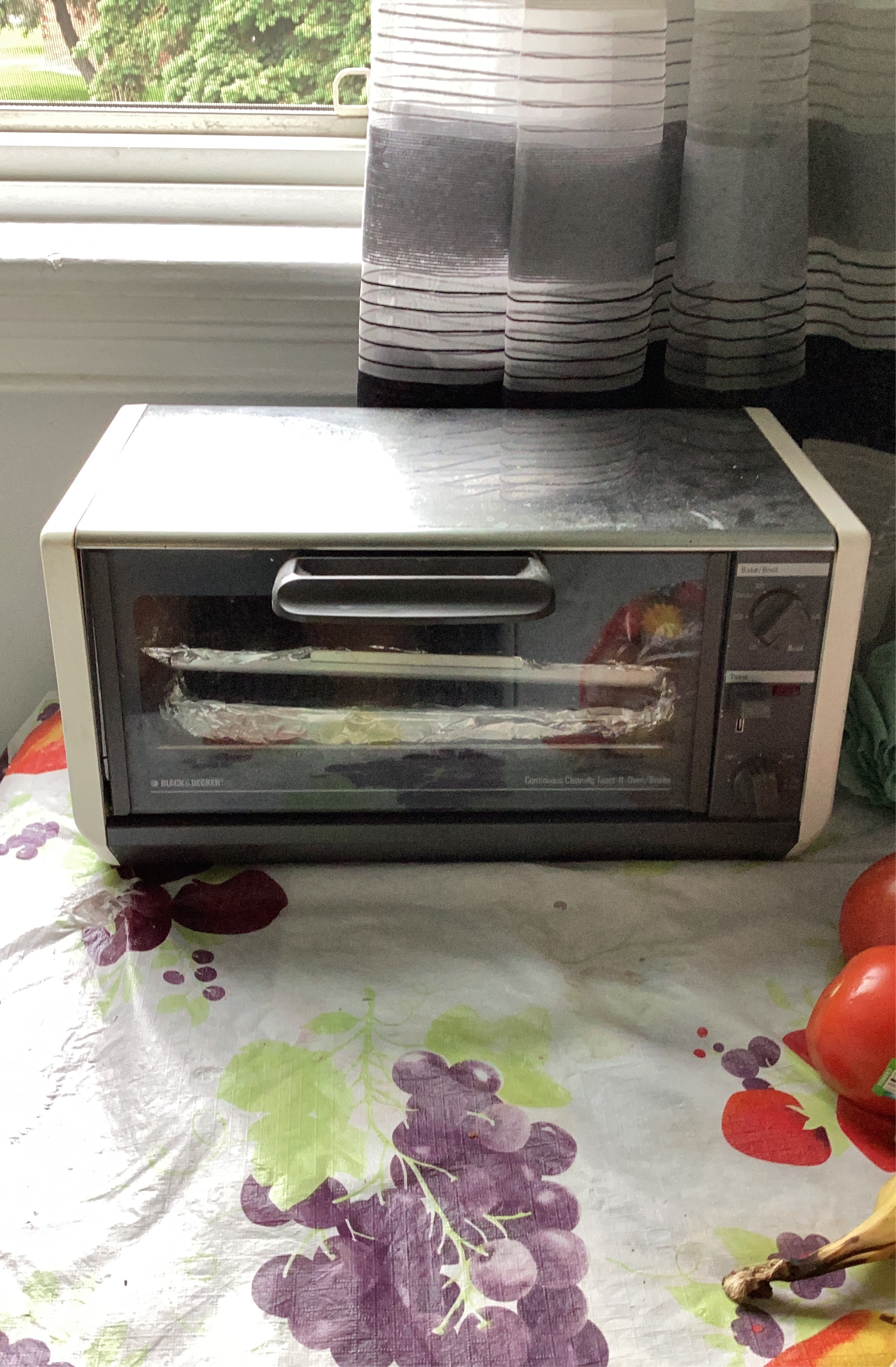 Black & Decker Toaster Oven thumbnail