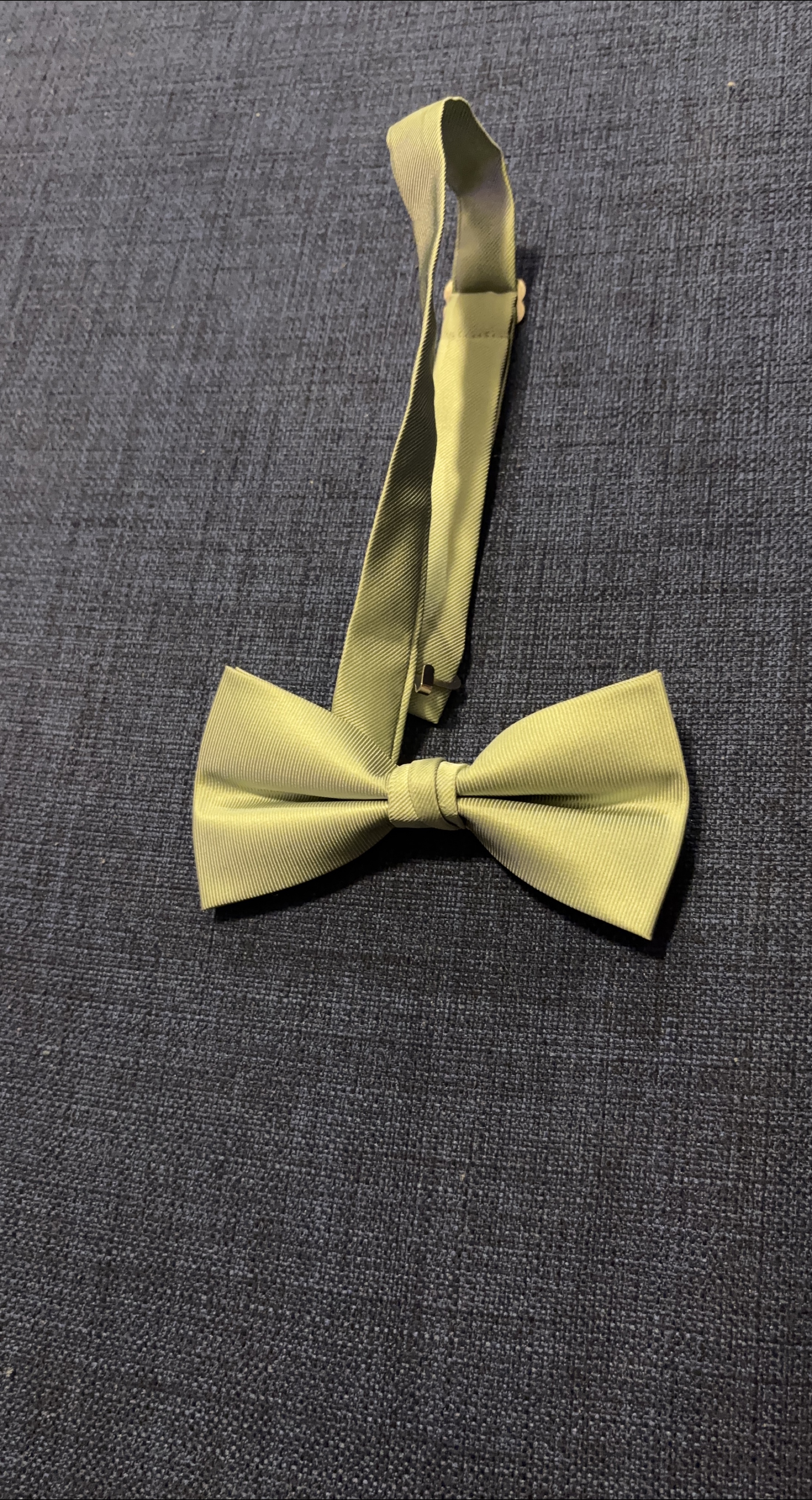 Olive Green Bow Tie thumbnail