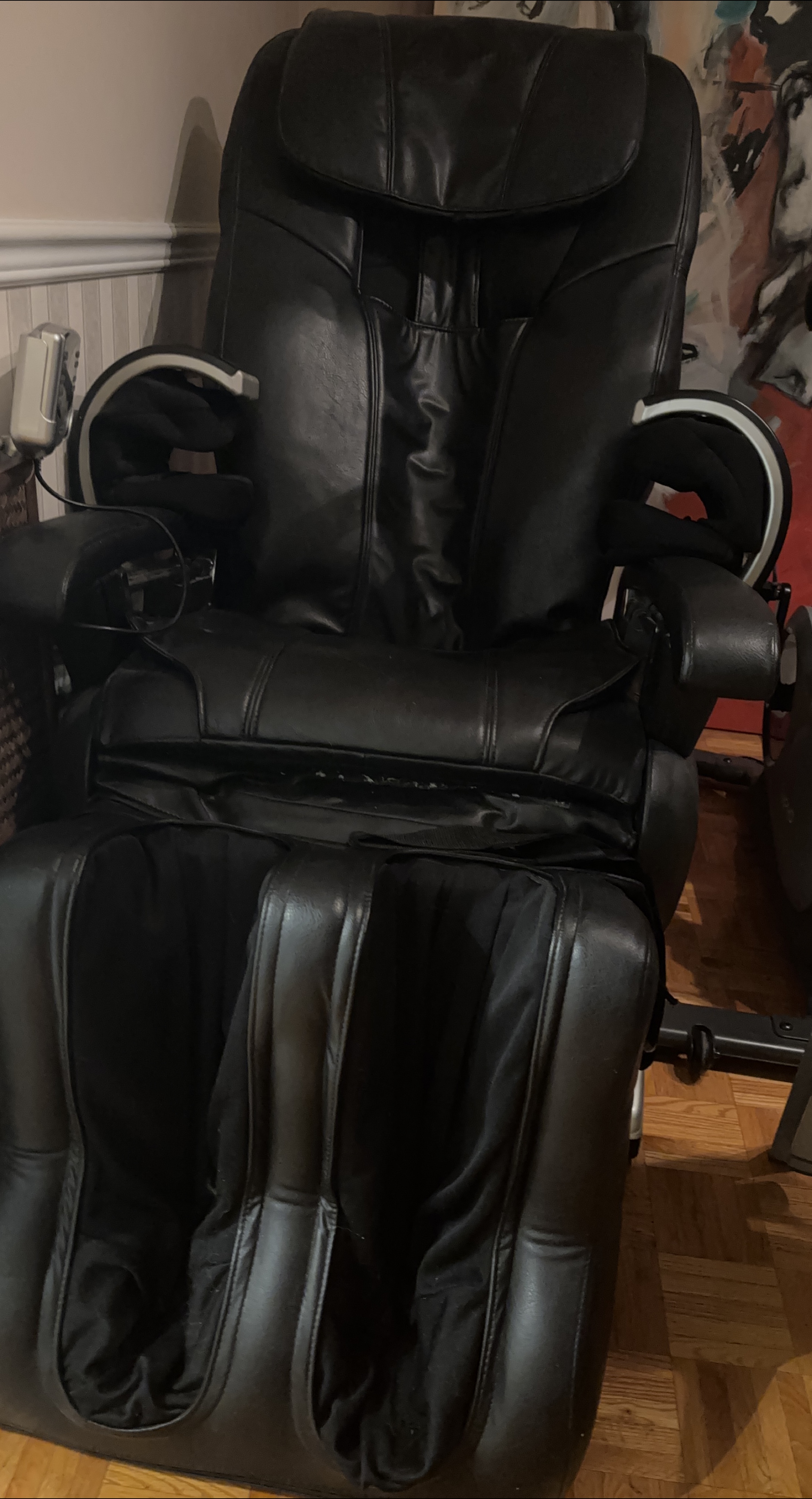 🥕 Black Massage Chair thumbnail