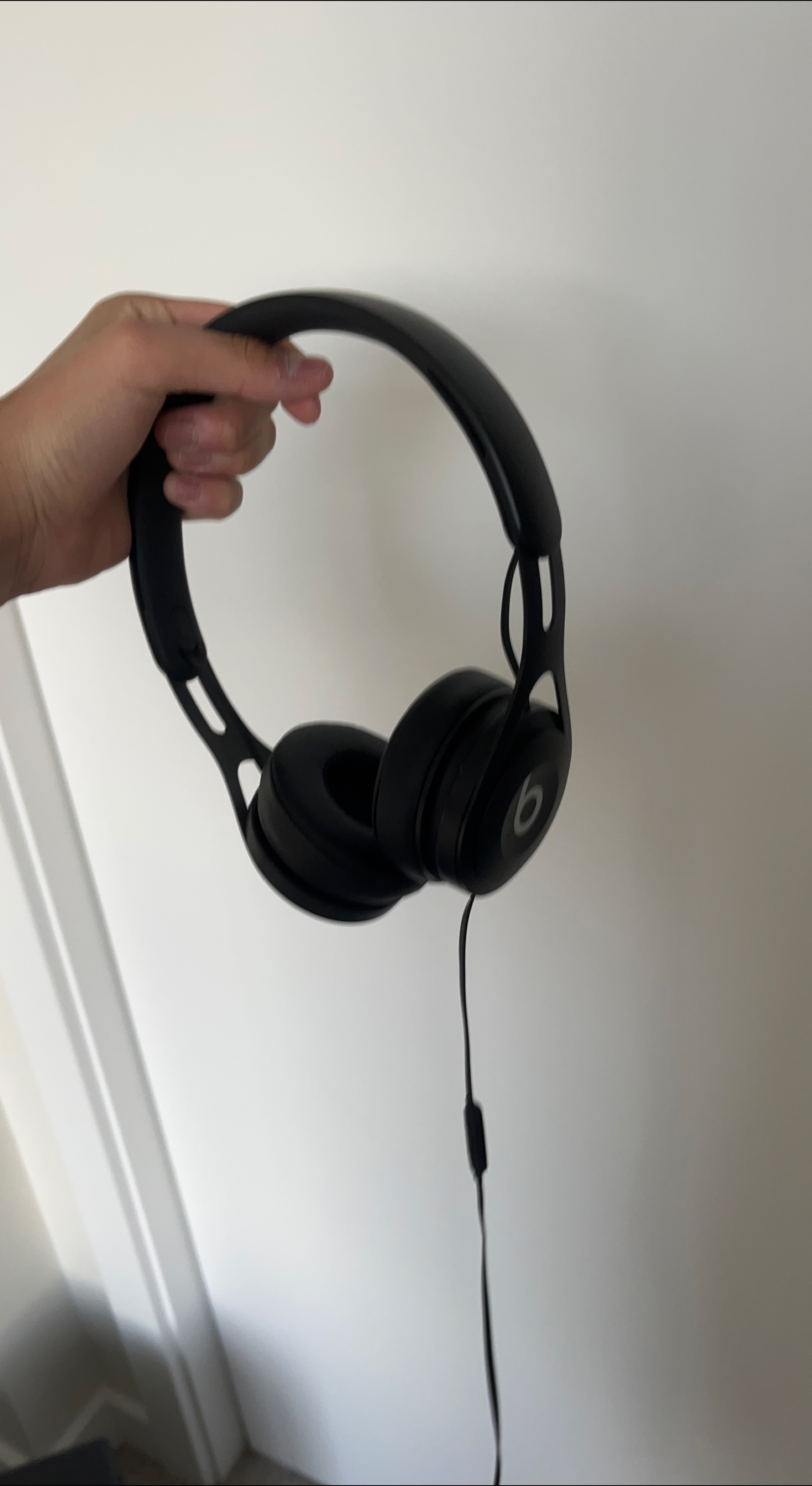 Beats Headphones thumbnail