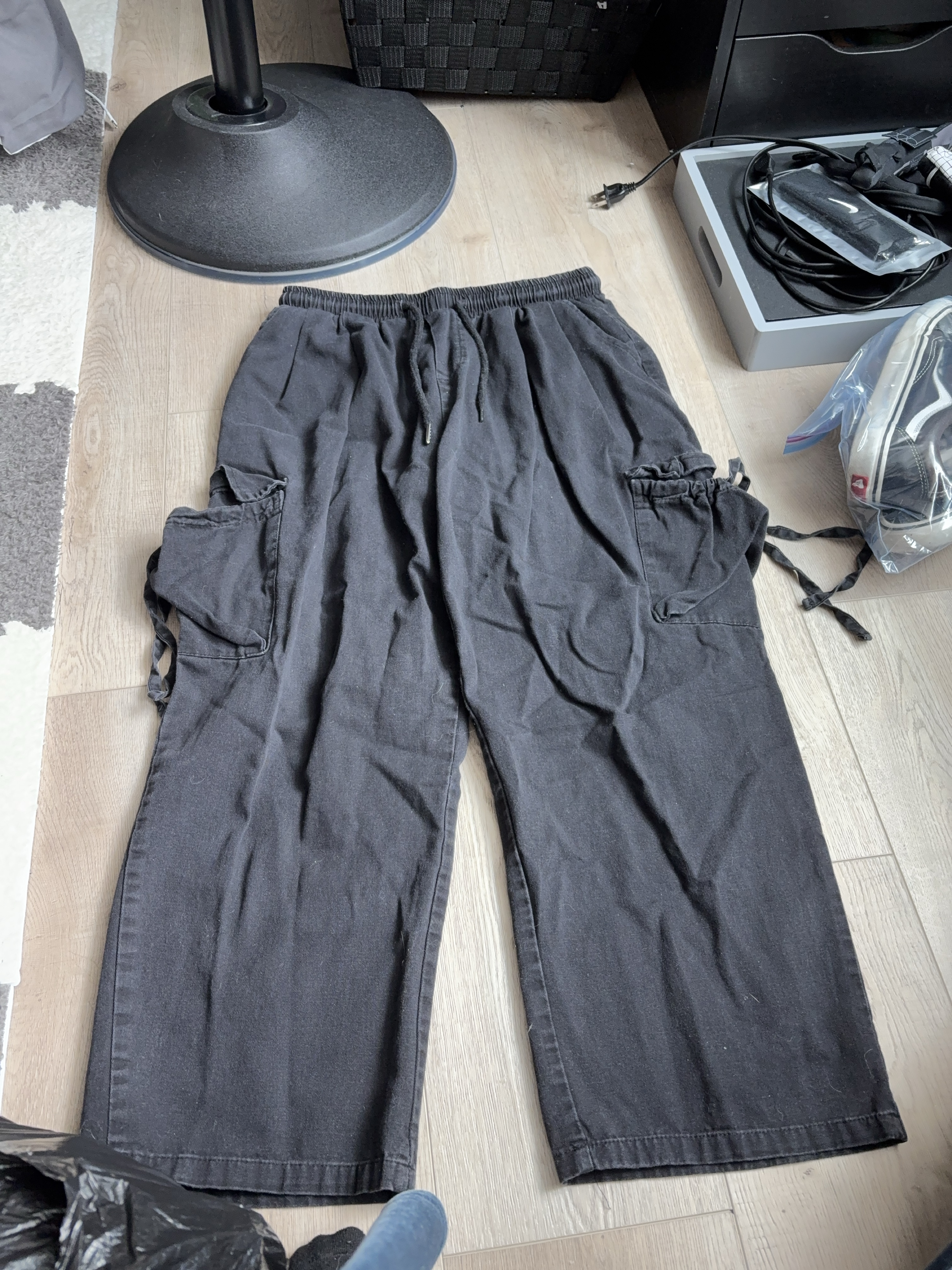 Black Cargo Pants thumbnail