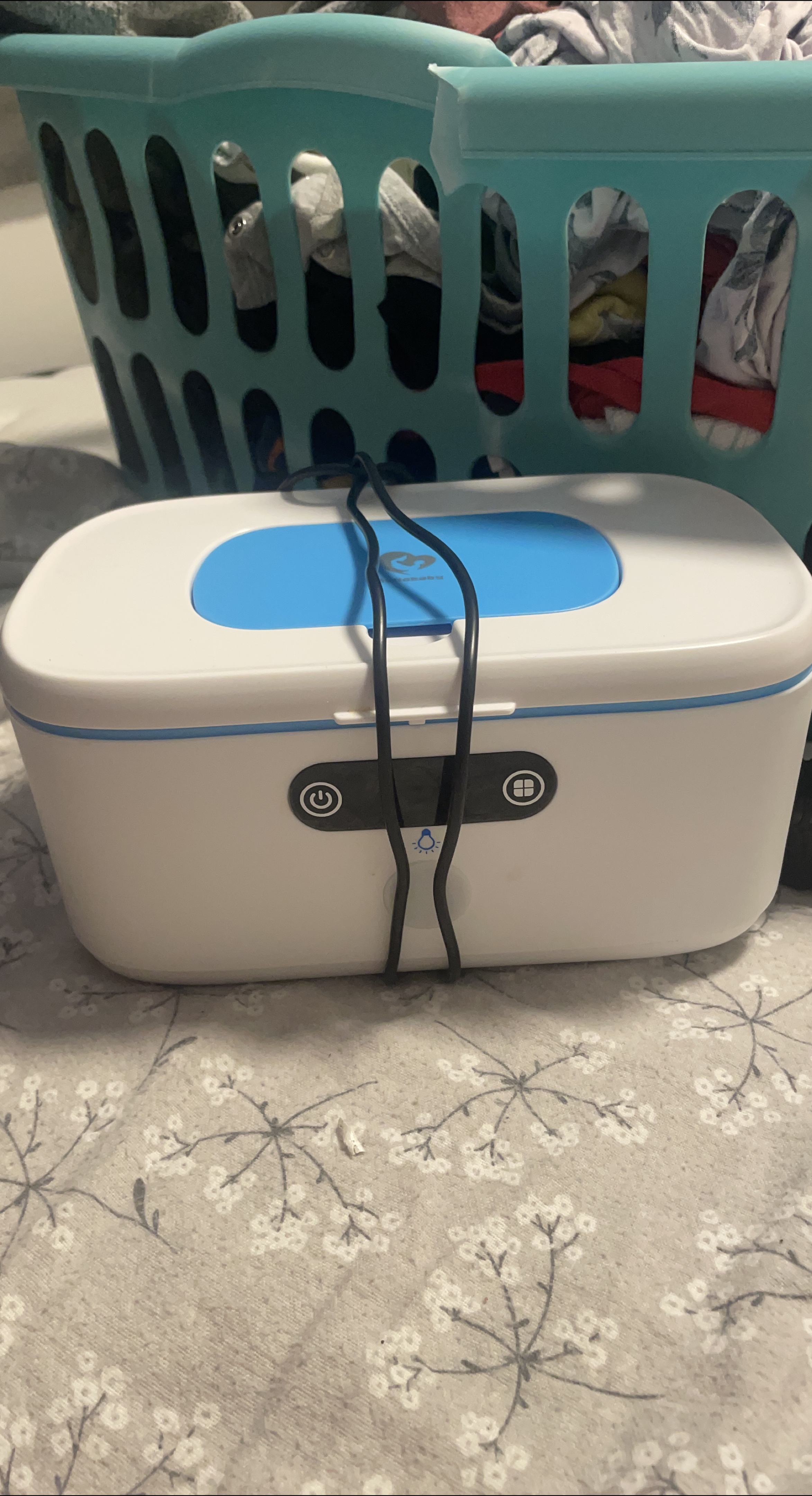 Baby Wipe Warmer Dispenser thumbnail