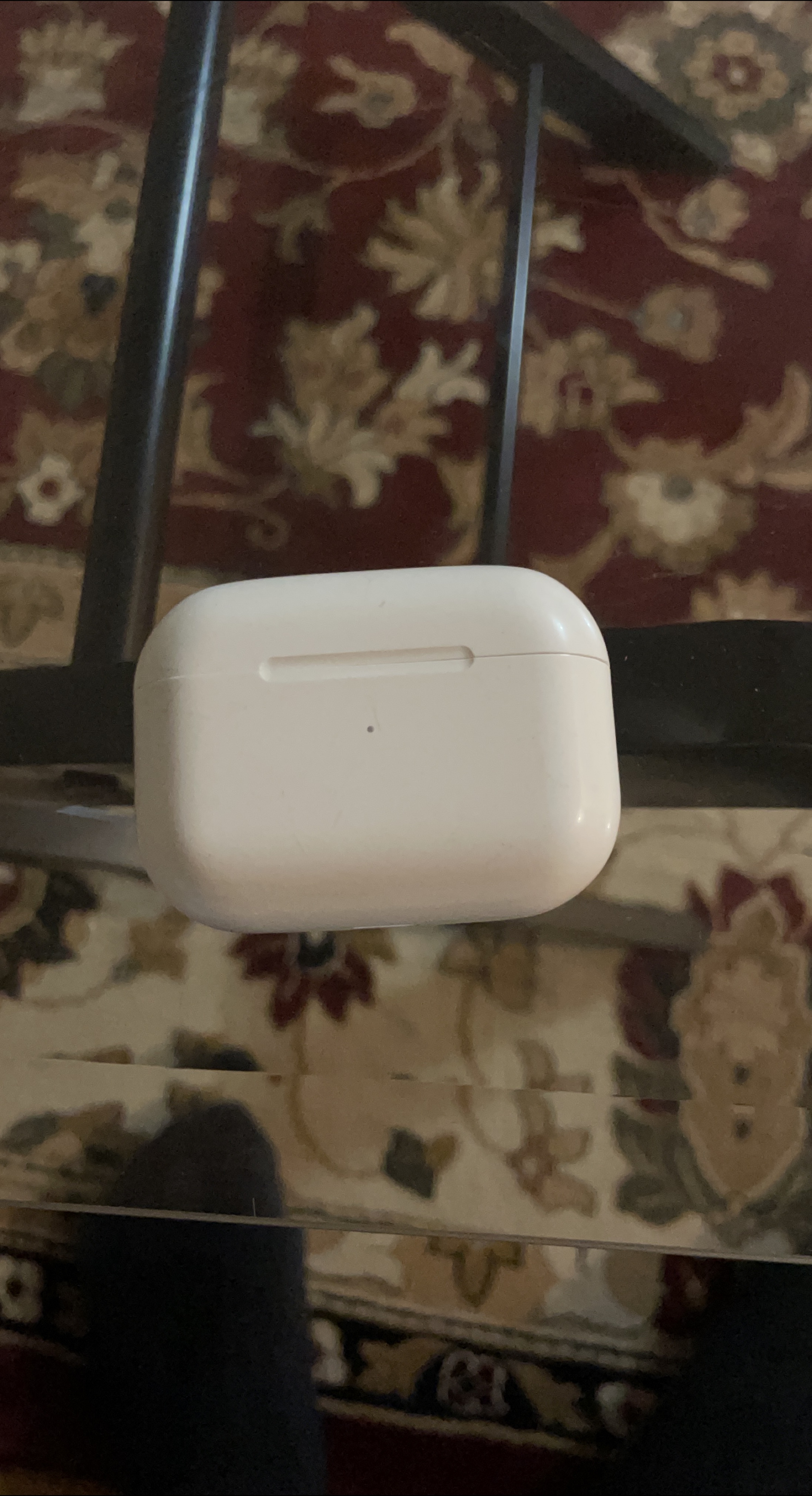 AirPods Pro Charging Case thumbnail