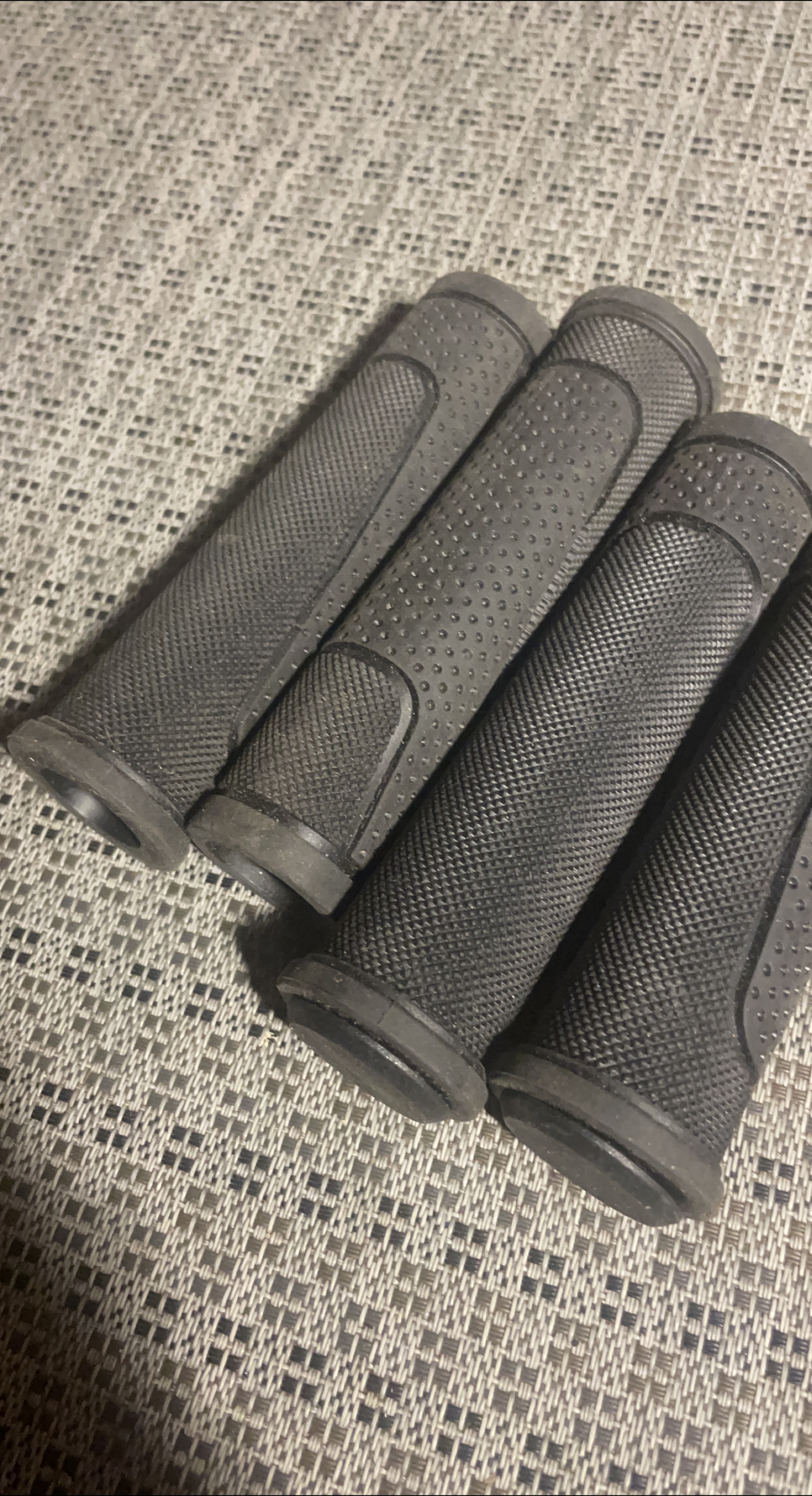 Bike Handlebar Grips - Black thumbnail