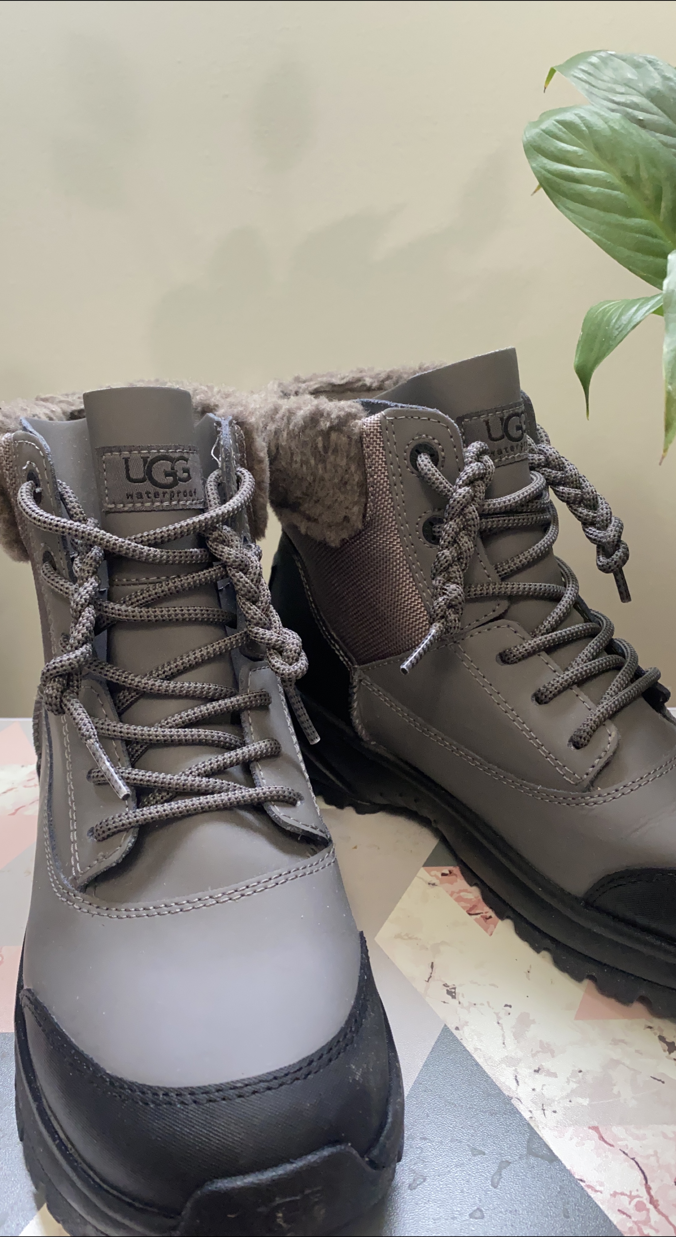 Ugg Winter Boots thumbnail