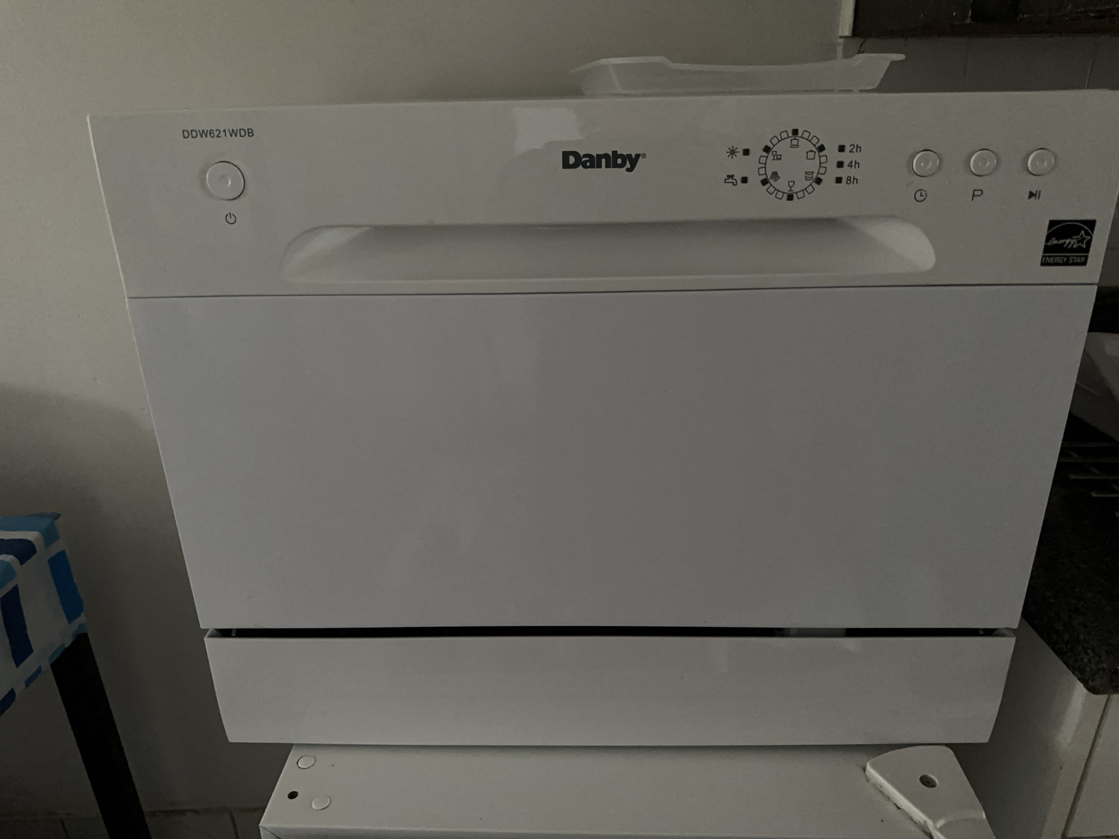 ** MOVING ** Danby Compact Dishwasher - White thumbnail