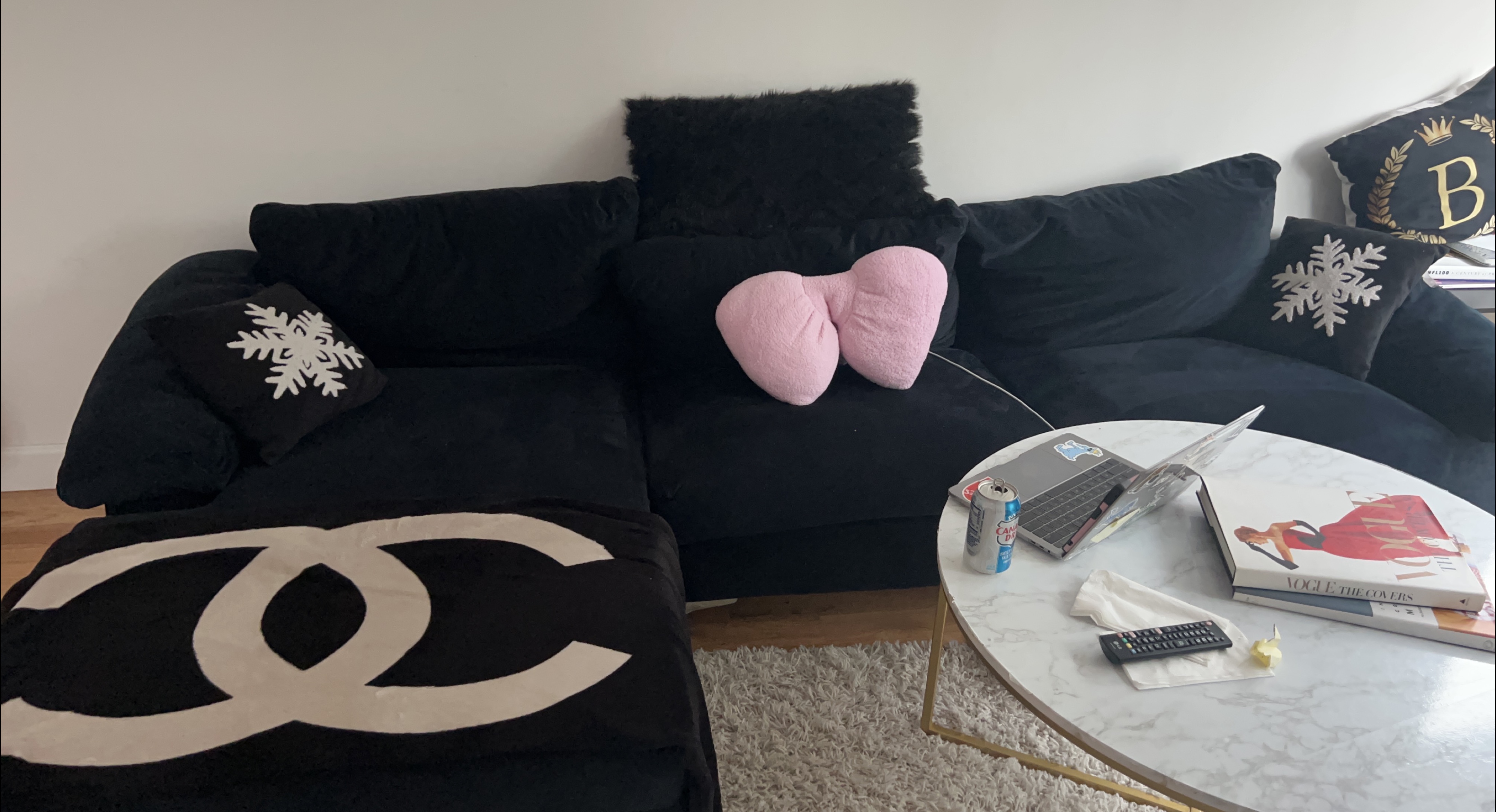 Black Sofa Couch thumbnail