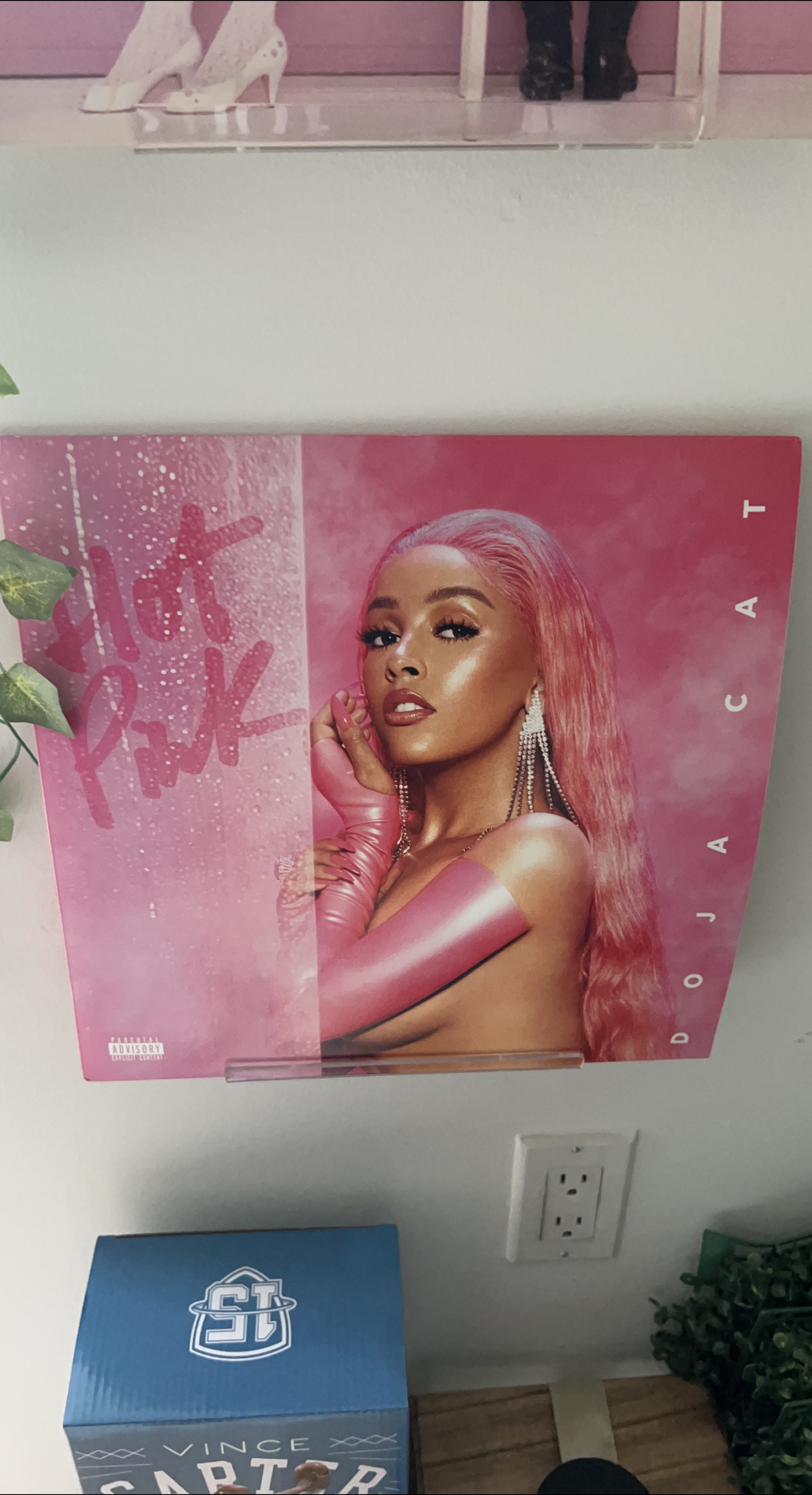 Doja Cat - Hot Pink Vinyl Record thumbnail
