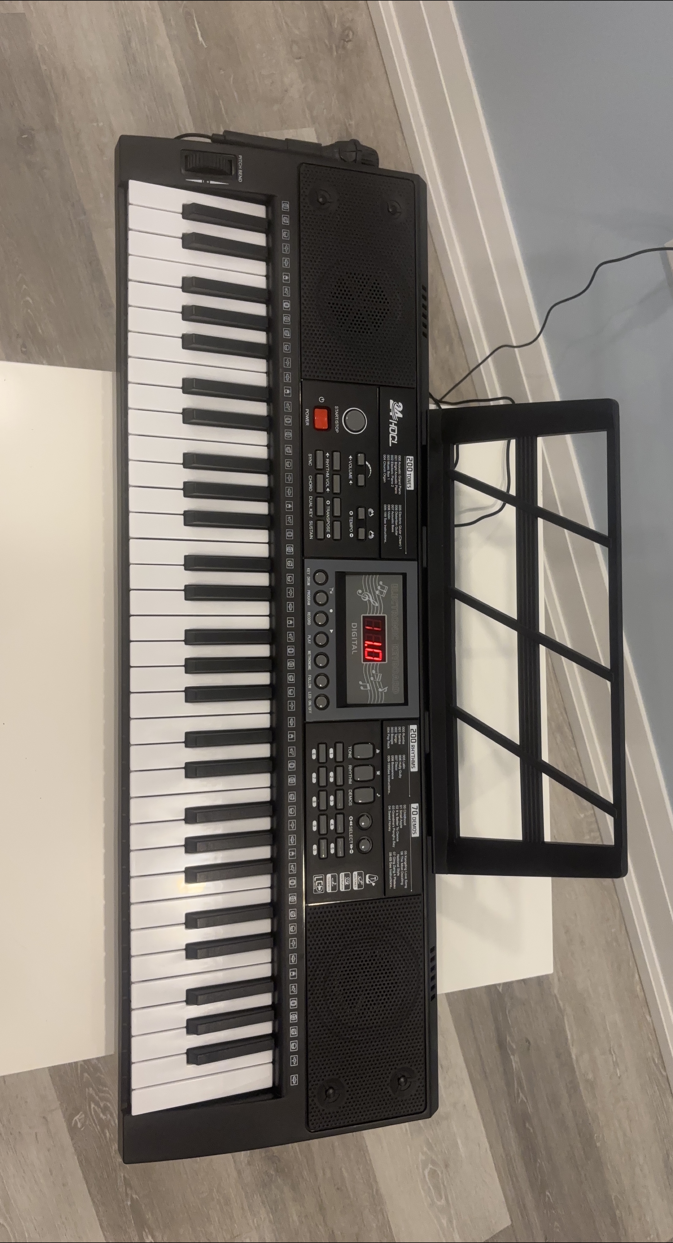 Electronic Keyboard with Stand thumbnail