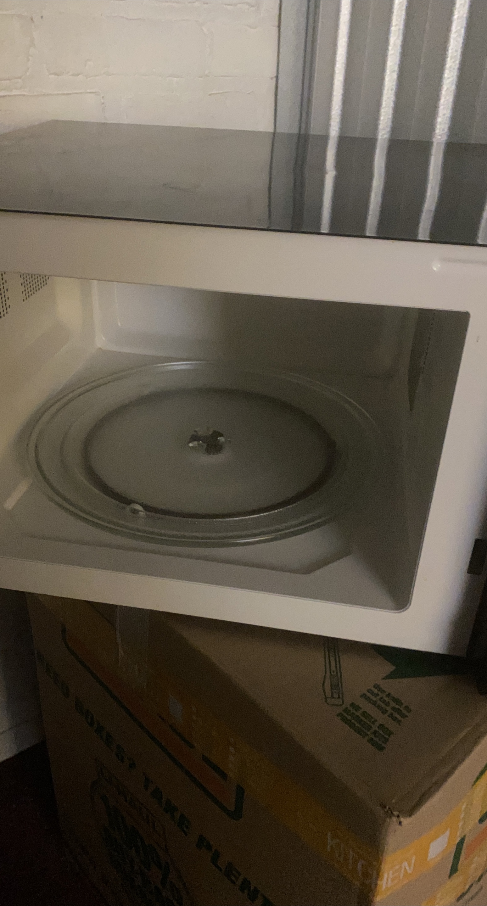 Microwave Oven thumbnail