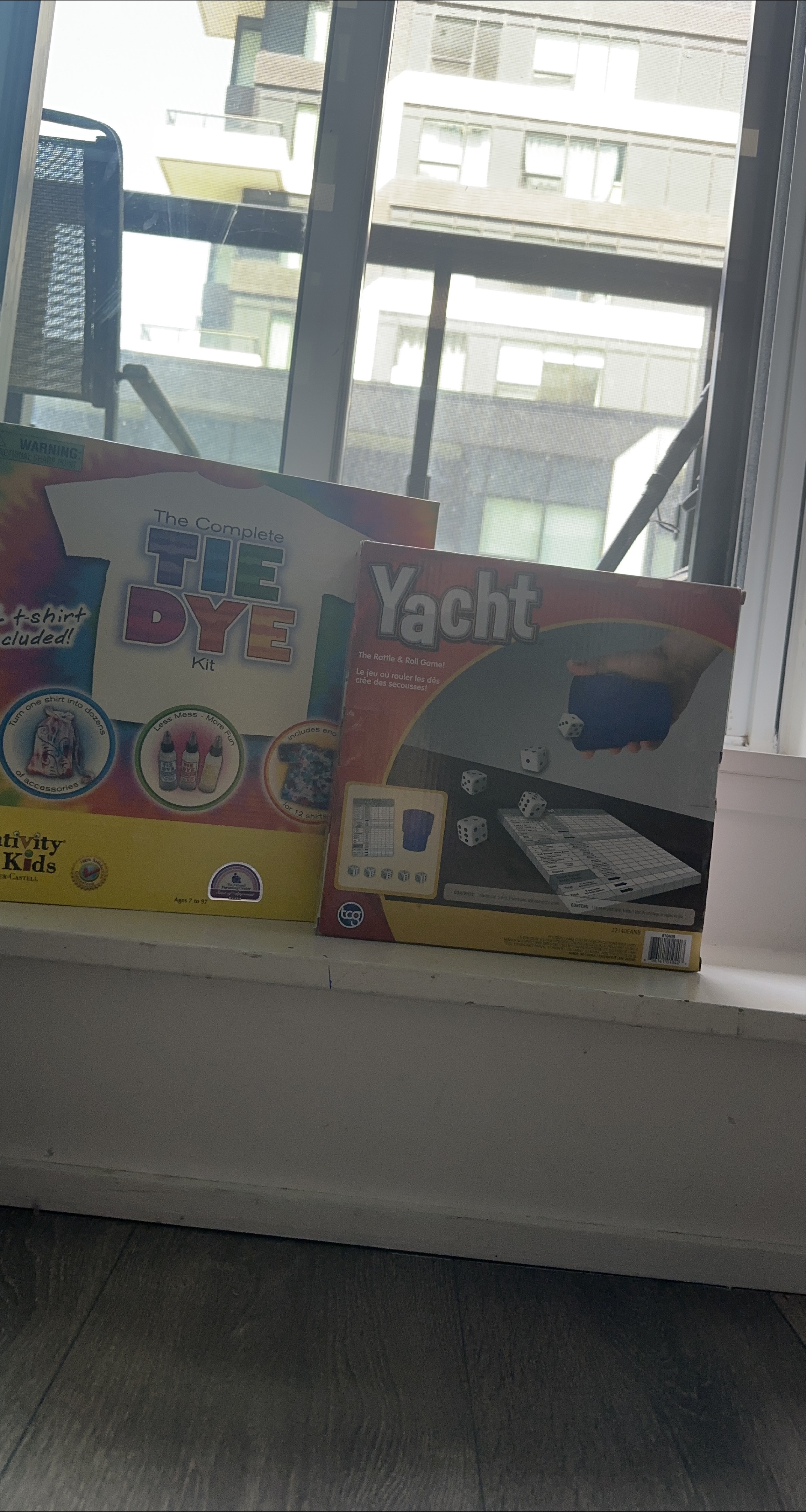 Tie Dye Kit and Yacht Board Game thumbnail