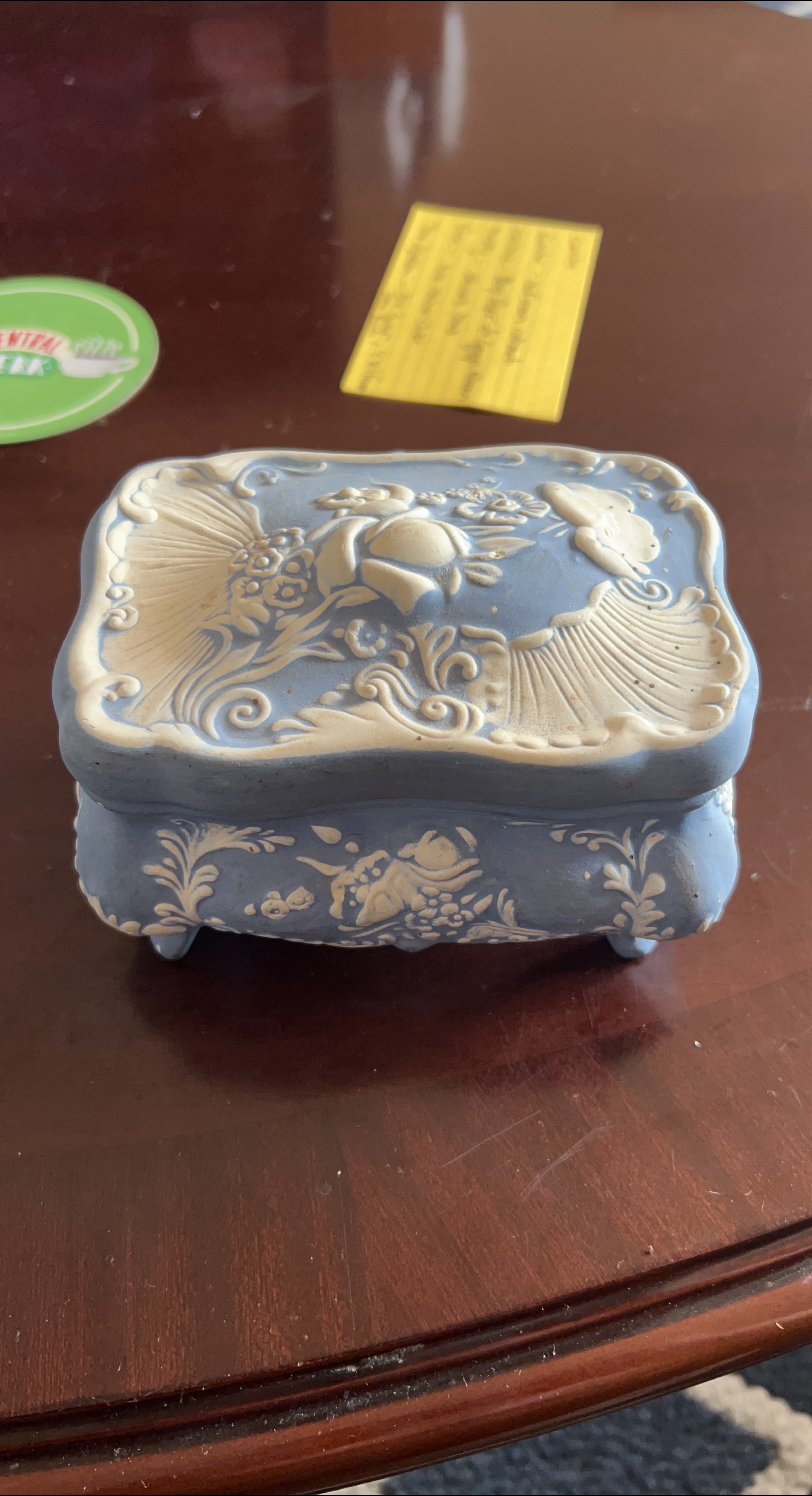 Vintage Blue Trinket Box 🥕 thumbnail