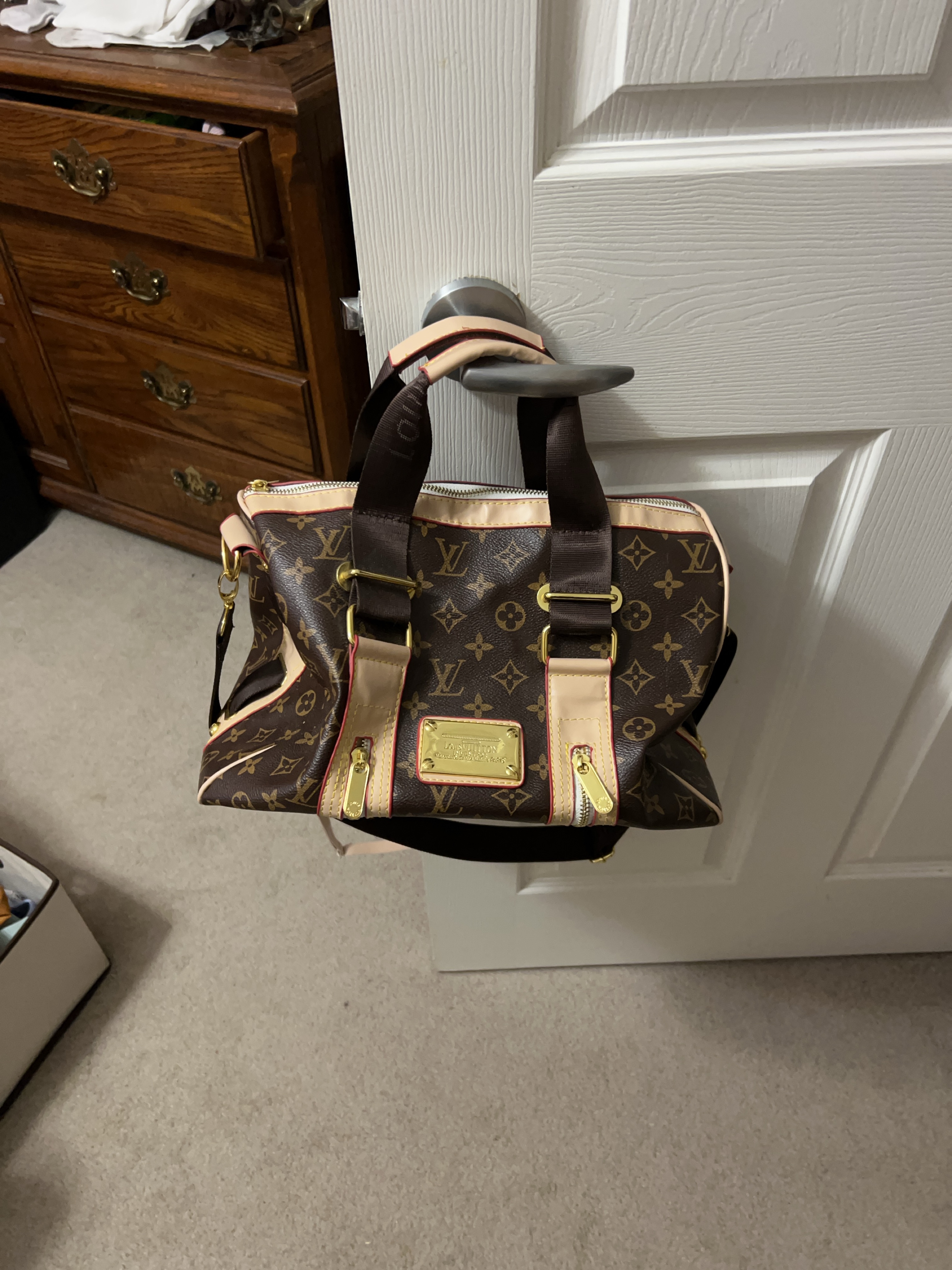 Brown Satchel Handbag thumbnail