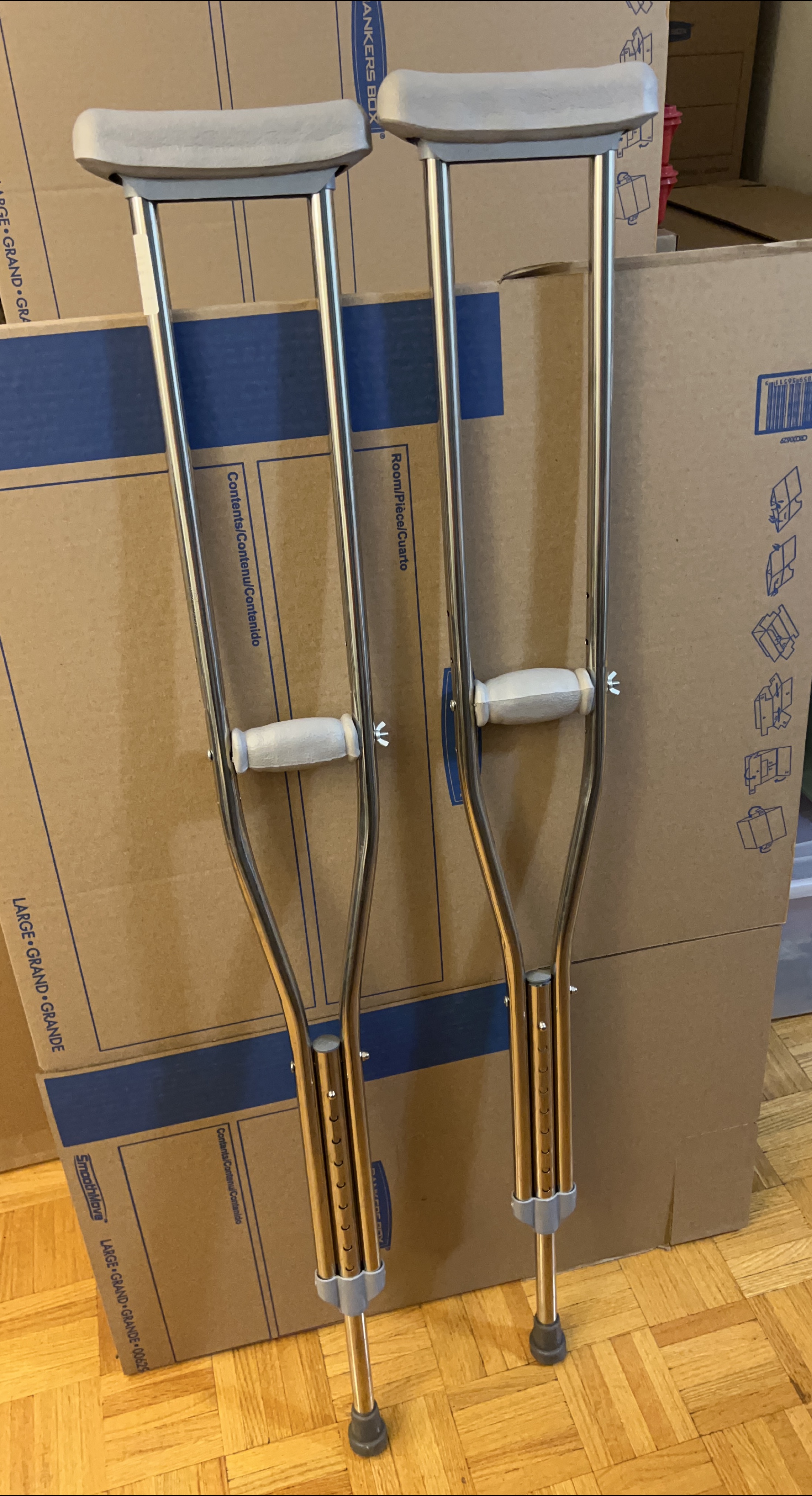 Aluminum Crutches thumbnail