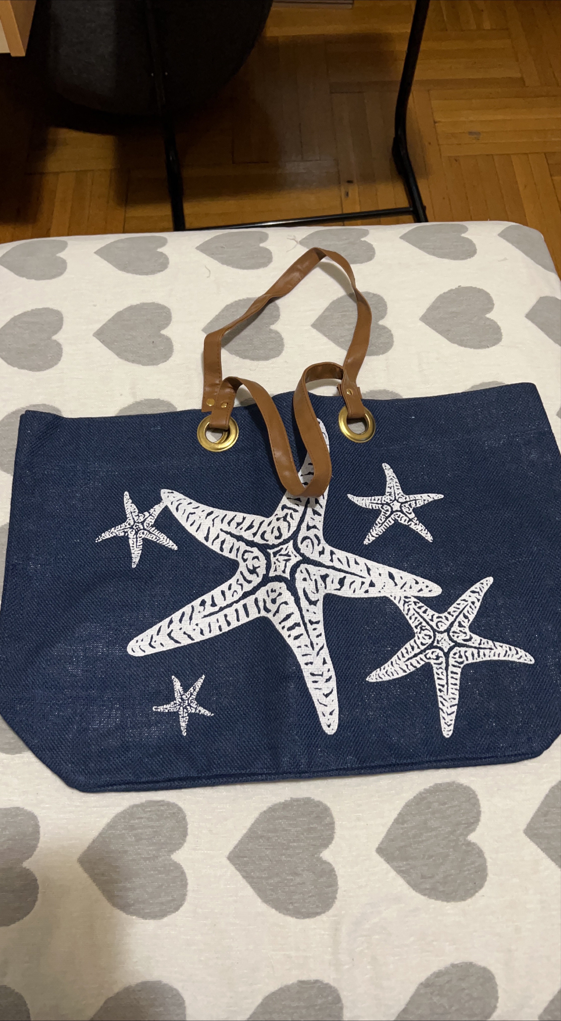 Navy tote bag with starfish print