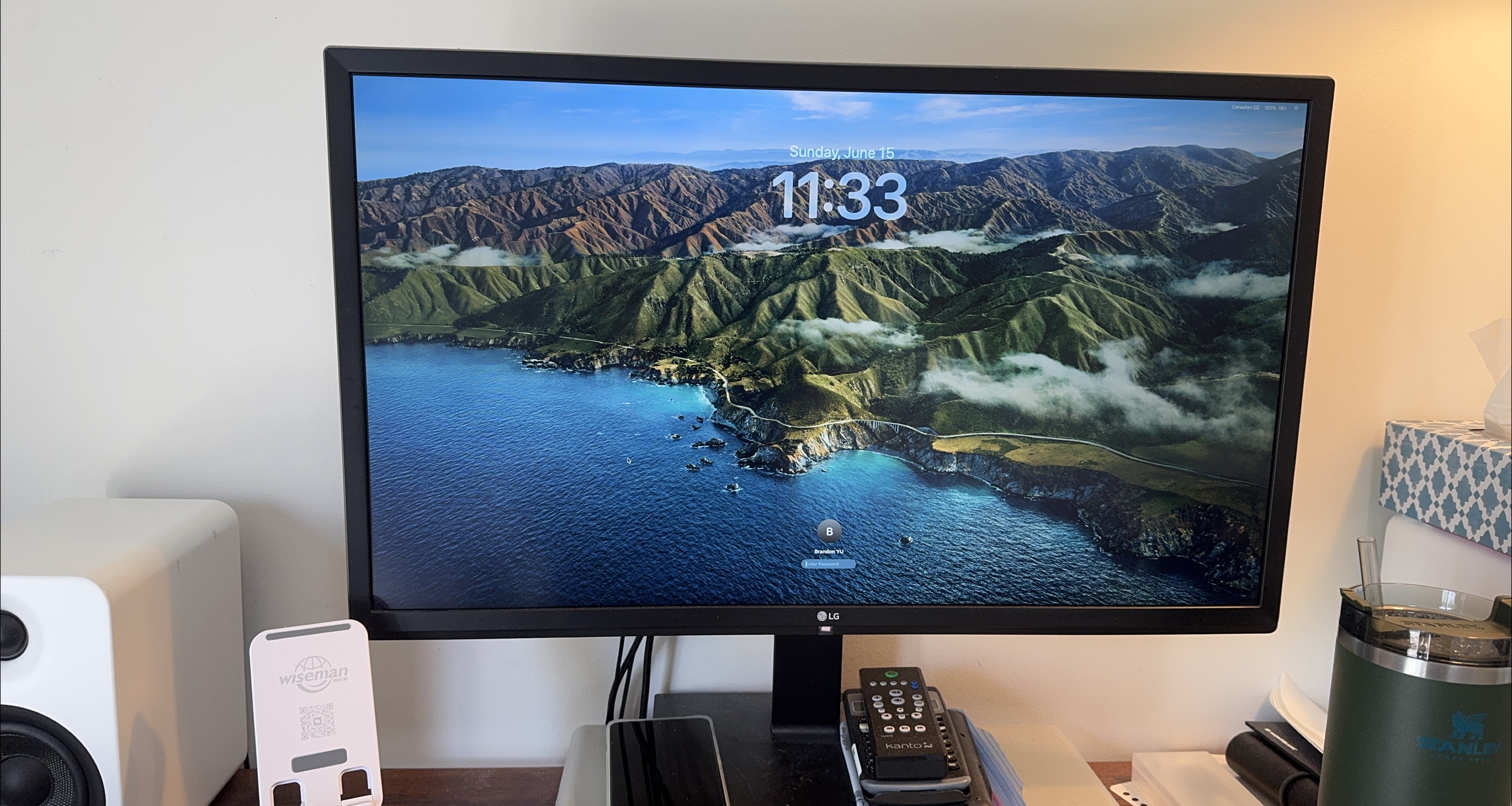 LG Monitor 4k thumbnail