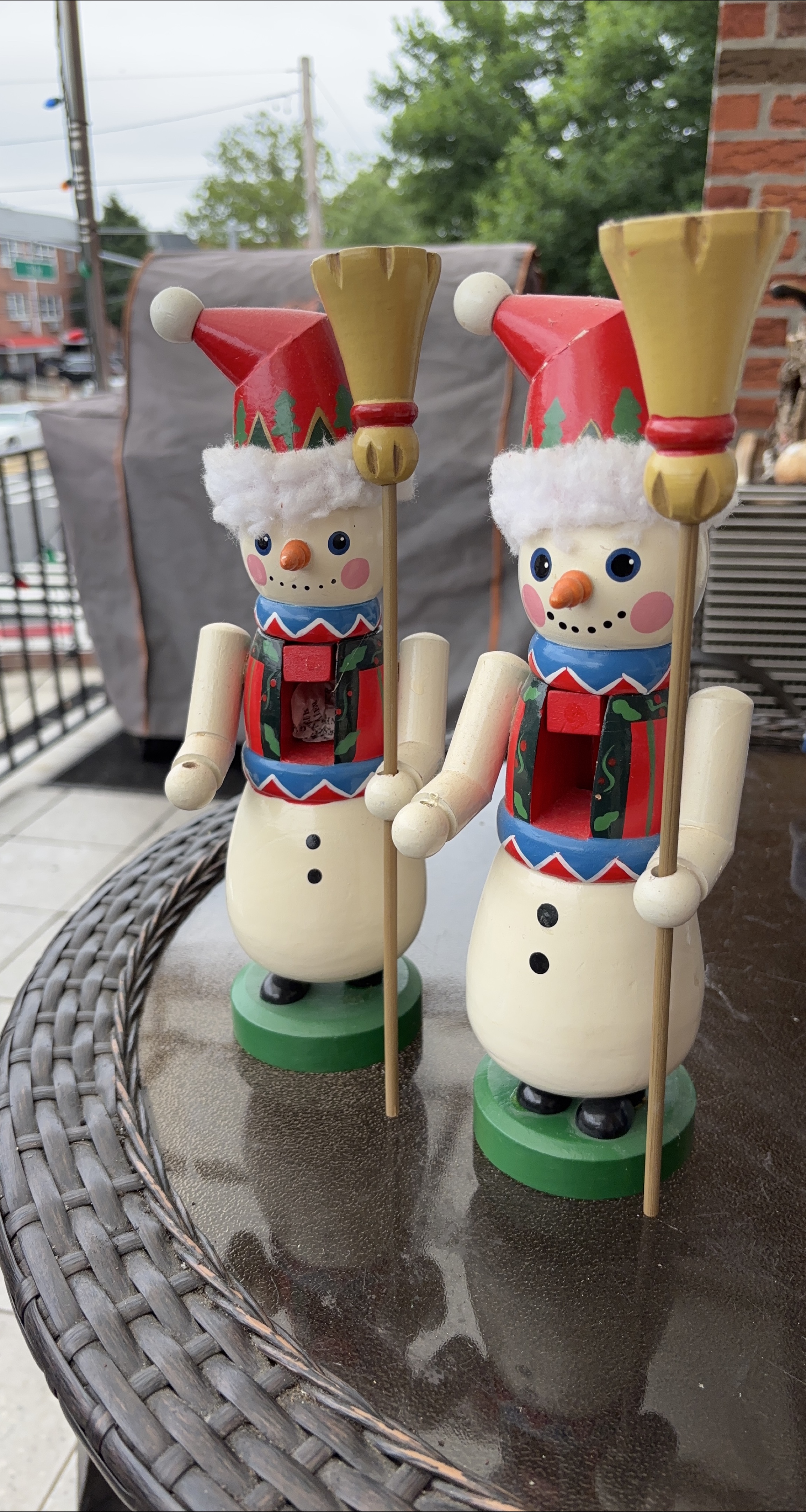 Wooden Snowman Nutcrackers thumbnail