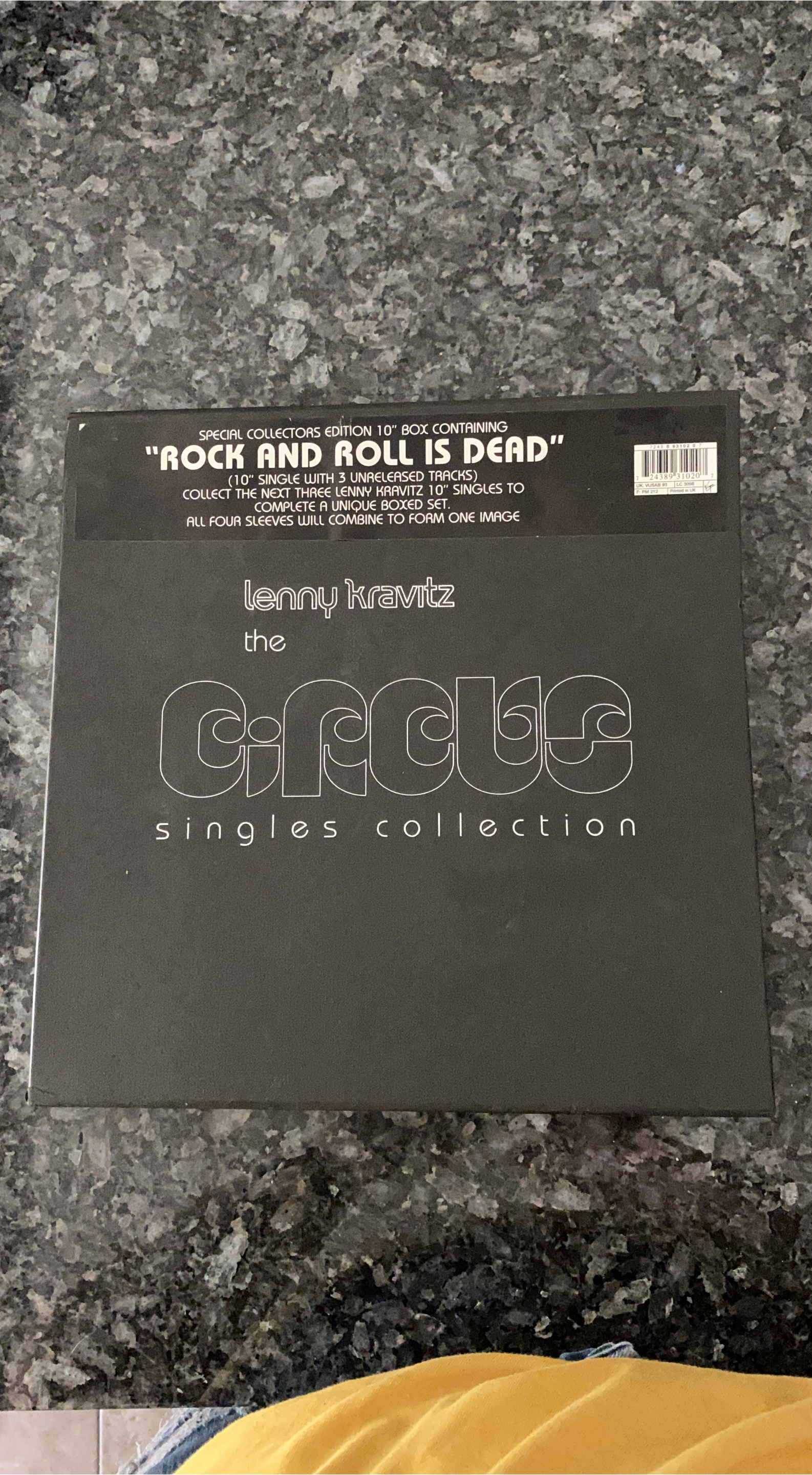 Lenny Kravitz 'Circus' Singles Collection Box Set thumbnail