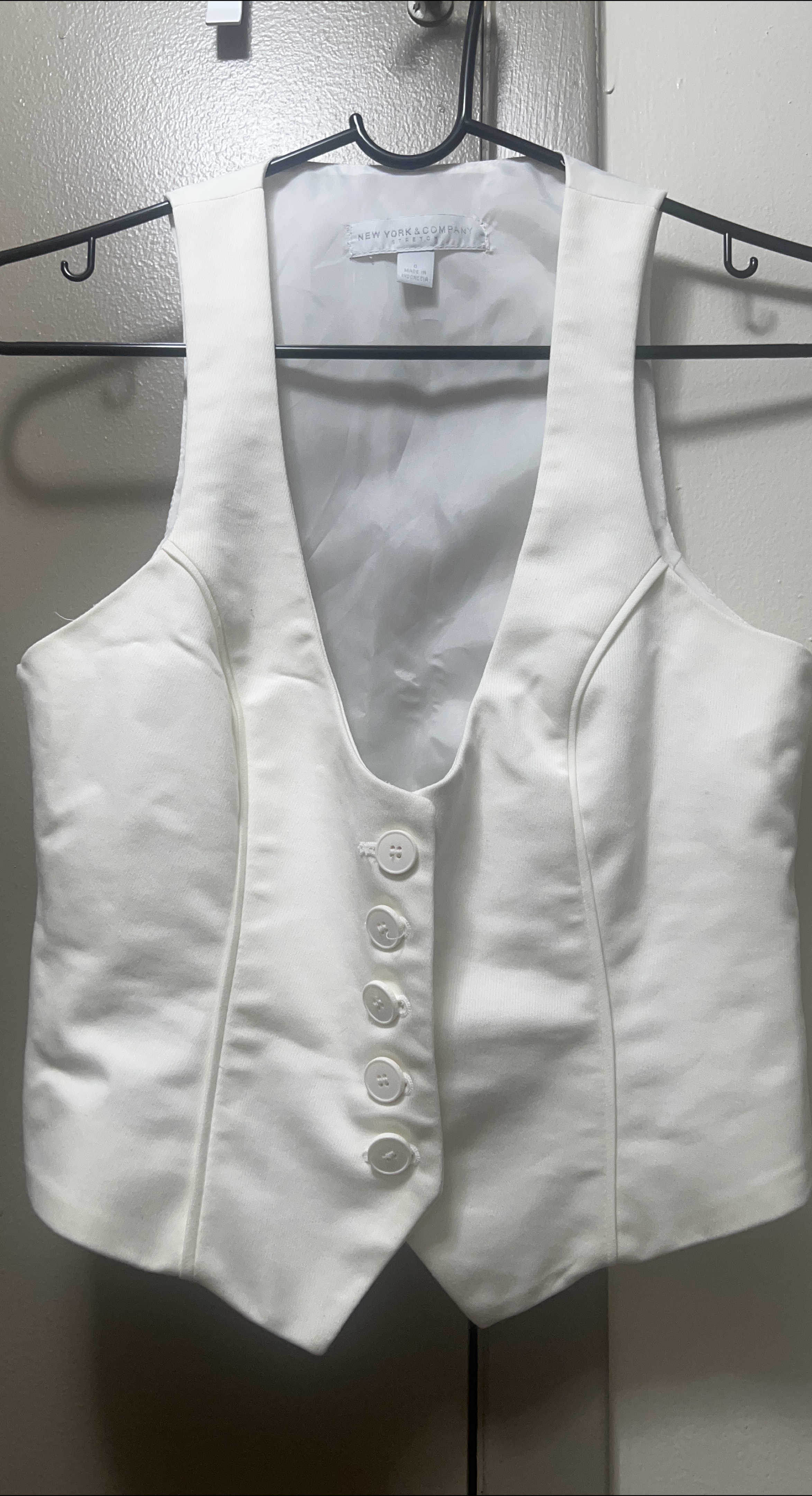 New York & Company White Vest - Size 0