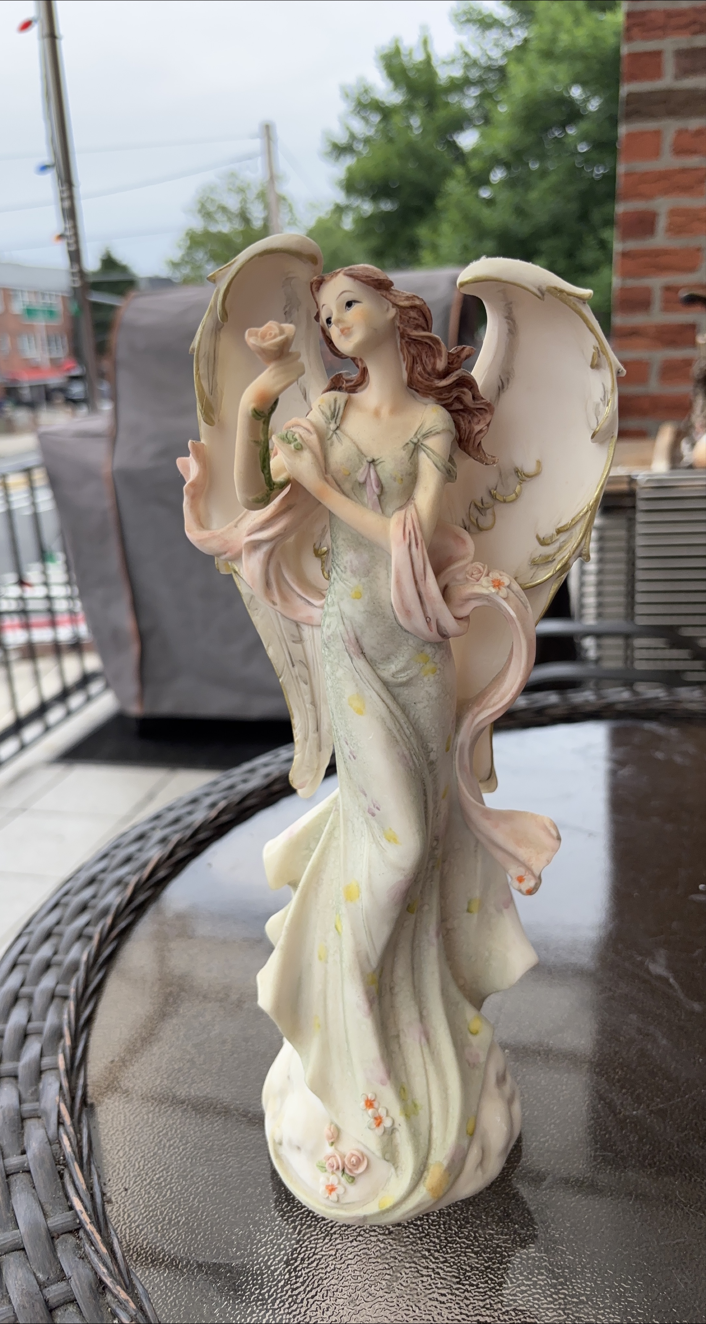 Angel Figurine thumbnail