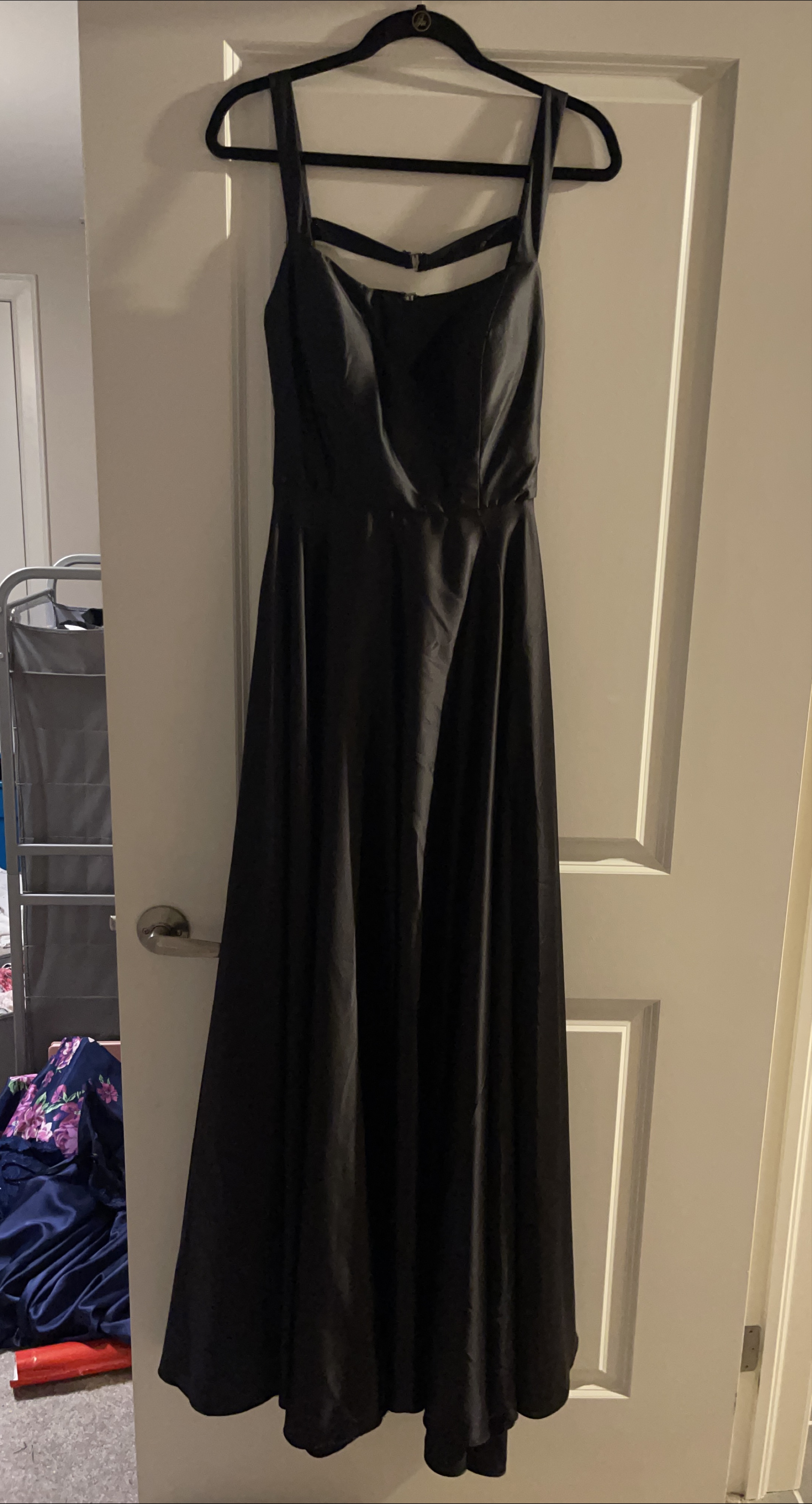 Black Formal Dress thumbnail