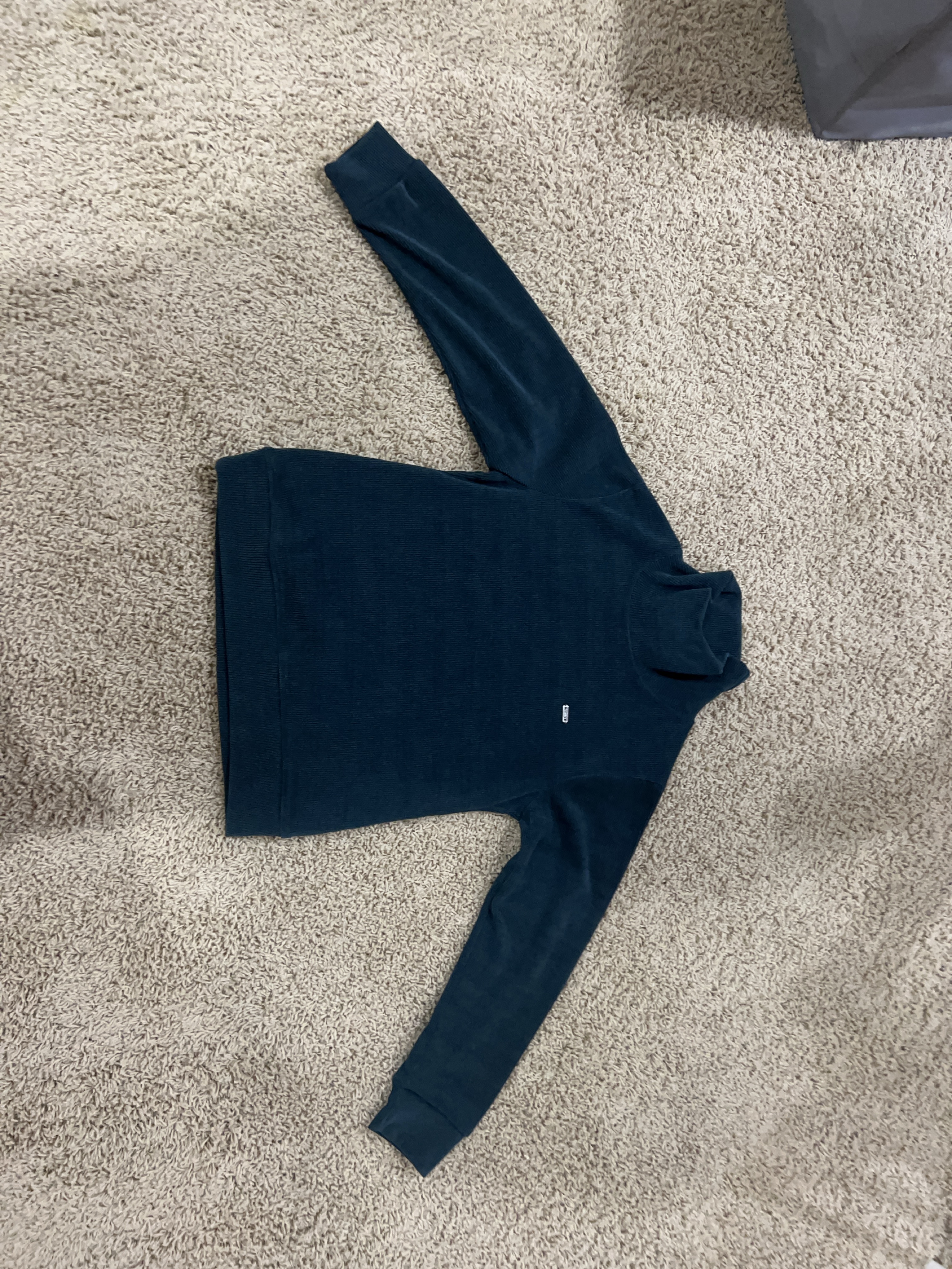 🥕Urban Brands Long Sleeve Pullover